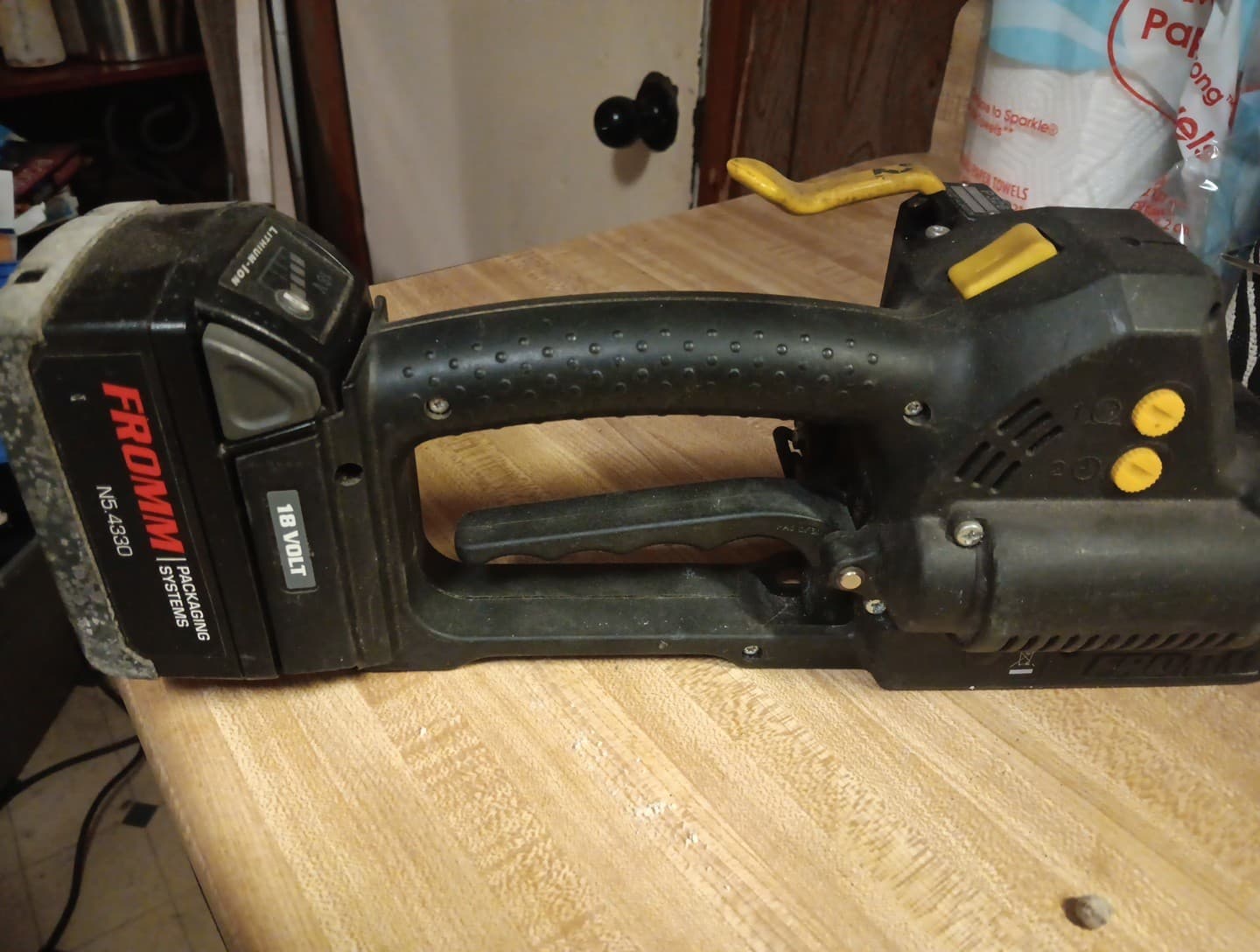 Fromm Strapping Tool P326 with Battery. No charger 4