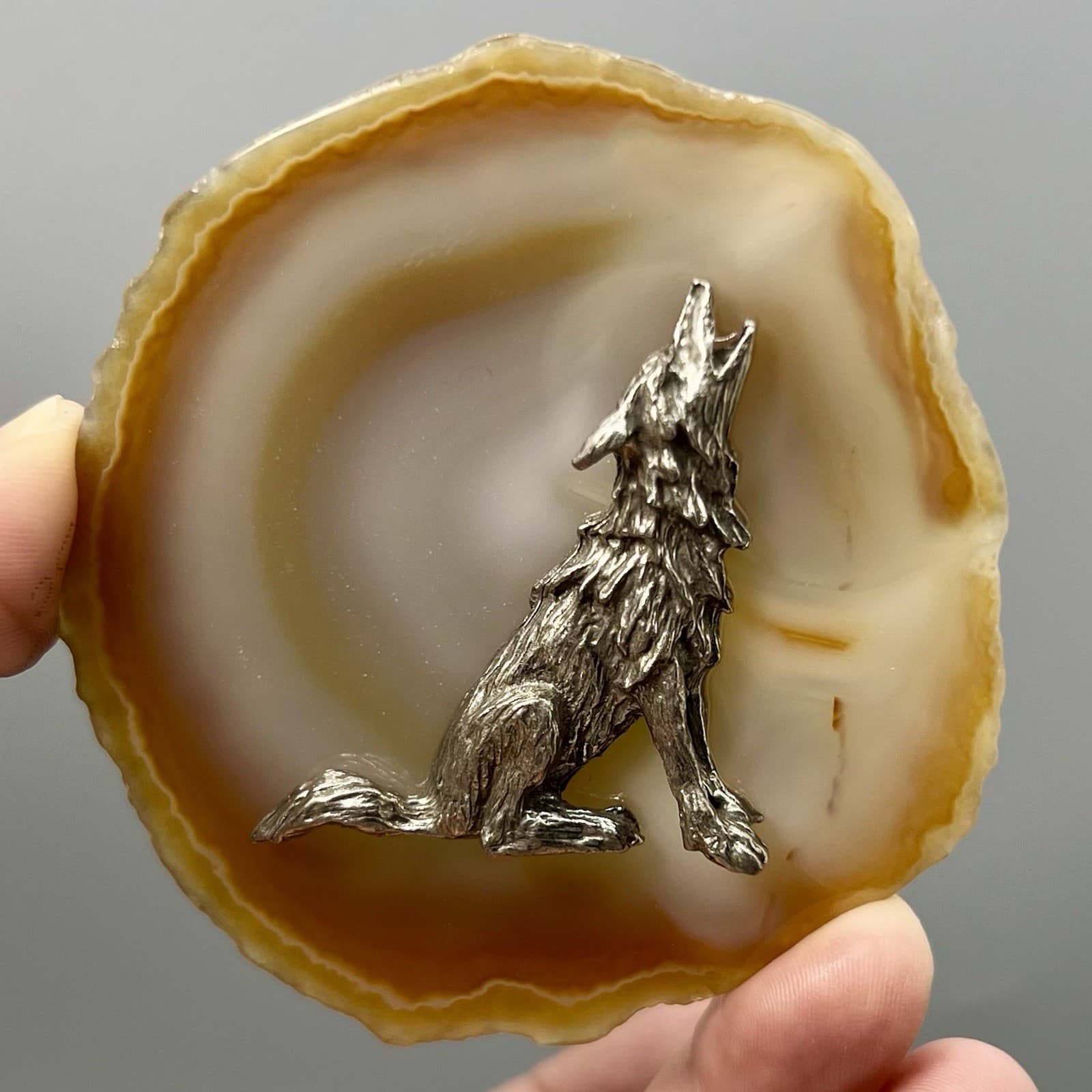 Pewter Howling Wolf Lone Wolf on Brazilian Agate Slice 3" 3