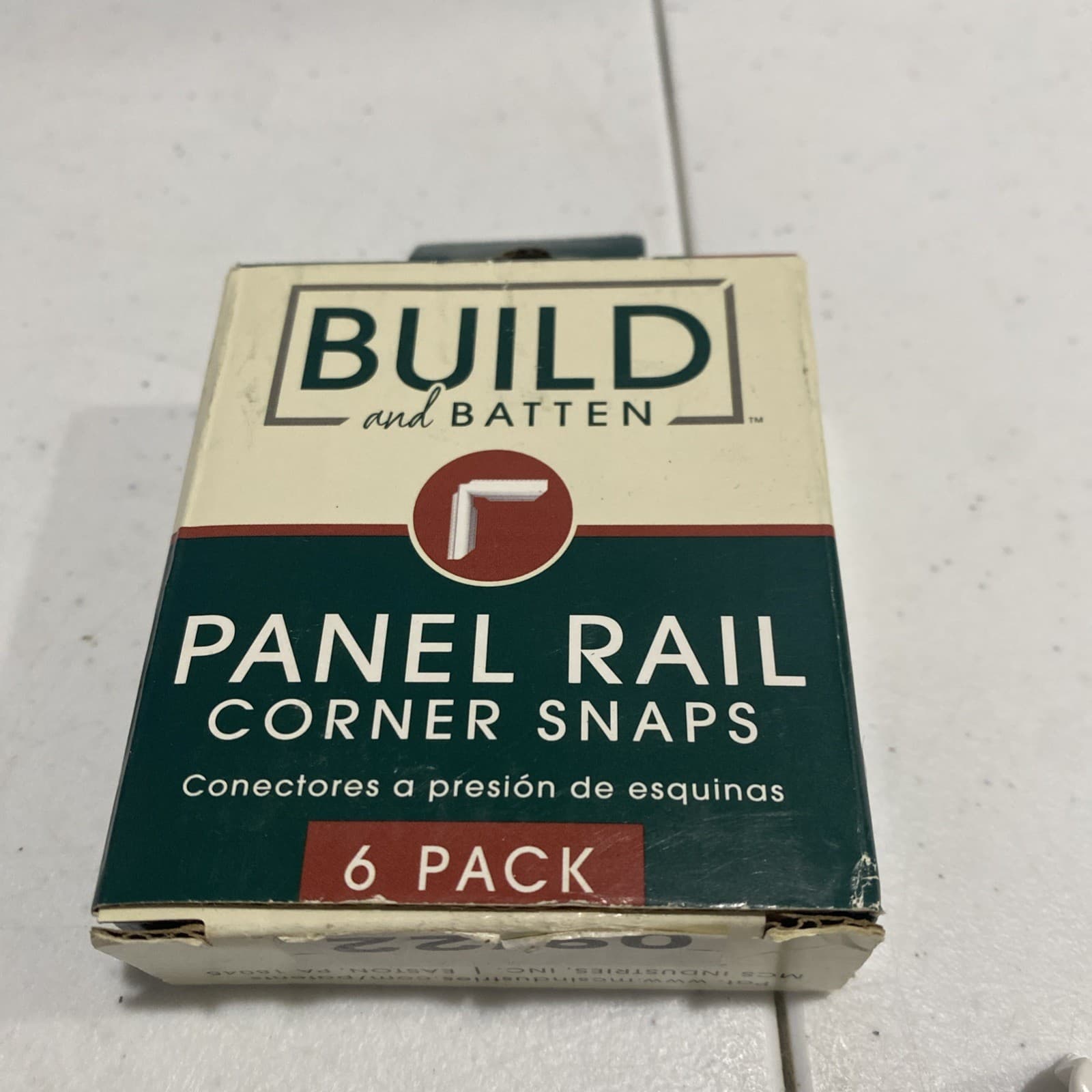 BUILD and BATTEN Corner Connector Hardware Unfinished Polystyrene  2