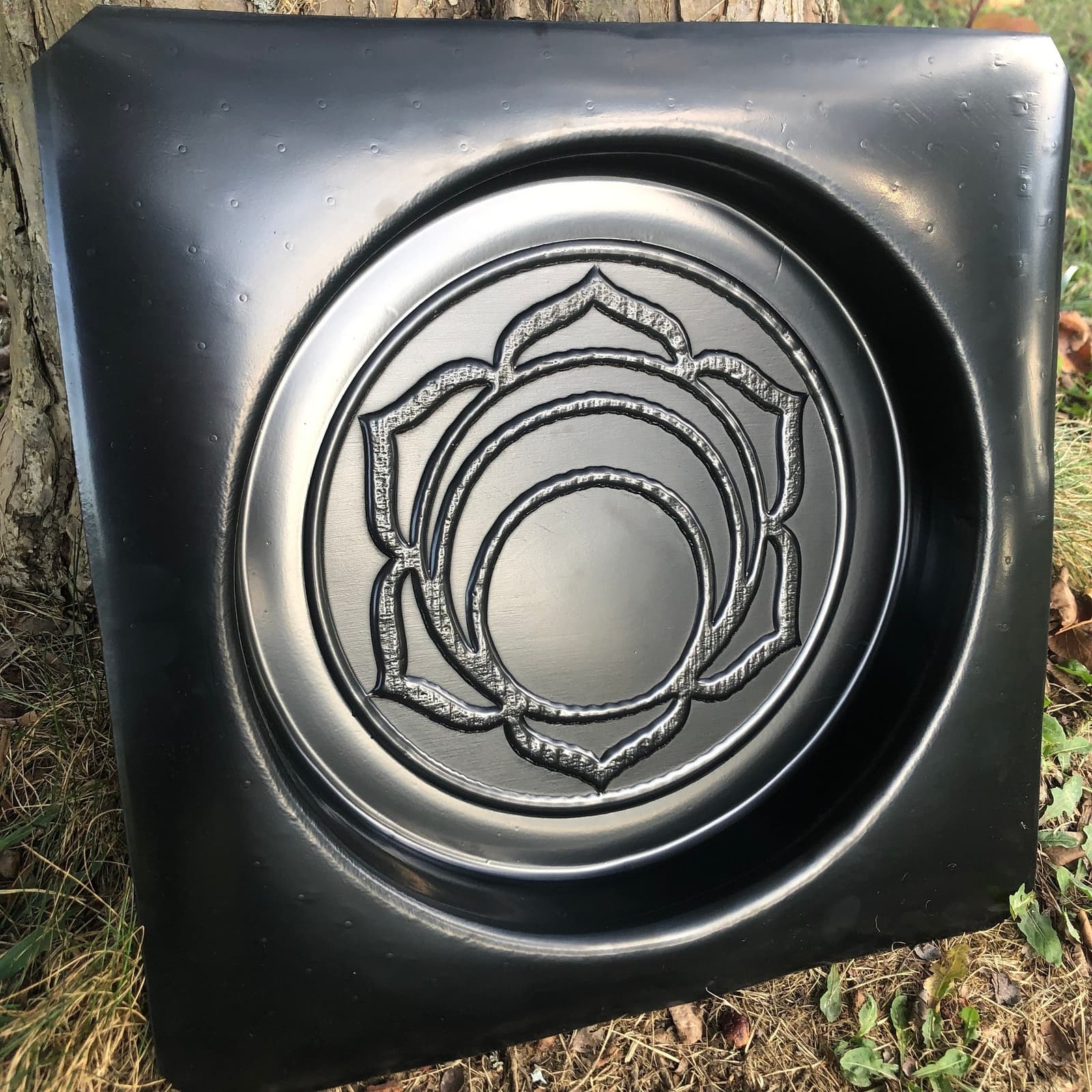 Crown Chakra Stepping Stone Mold, Plastic Mold for Concrete or Cement 2