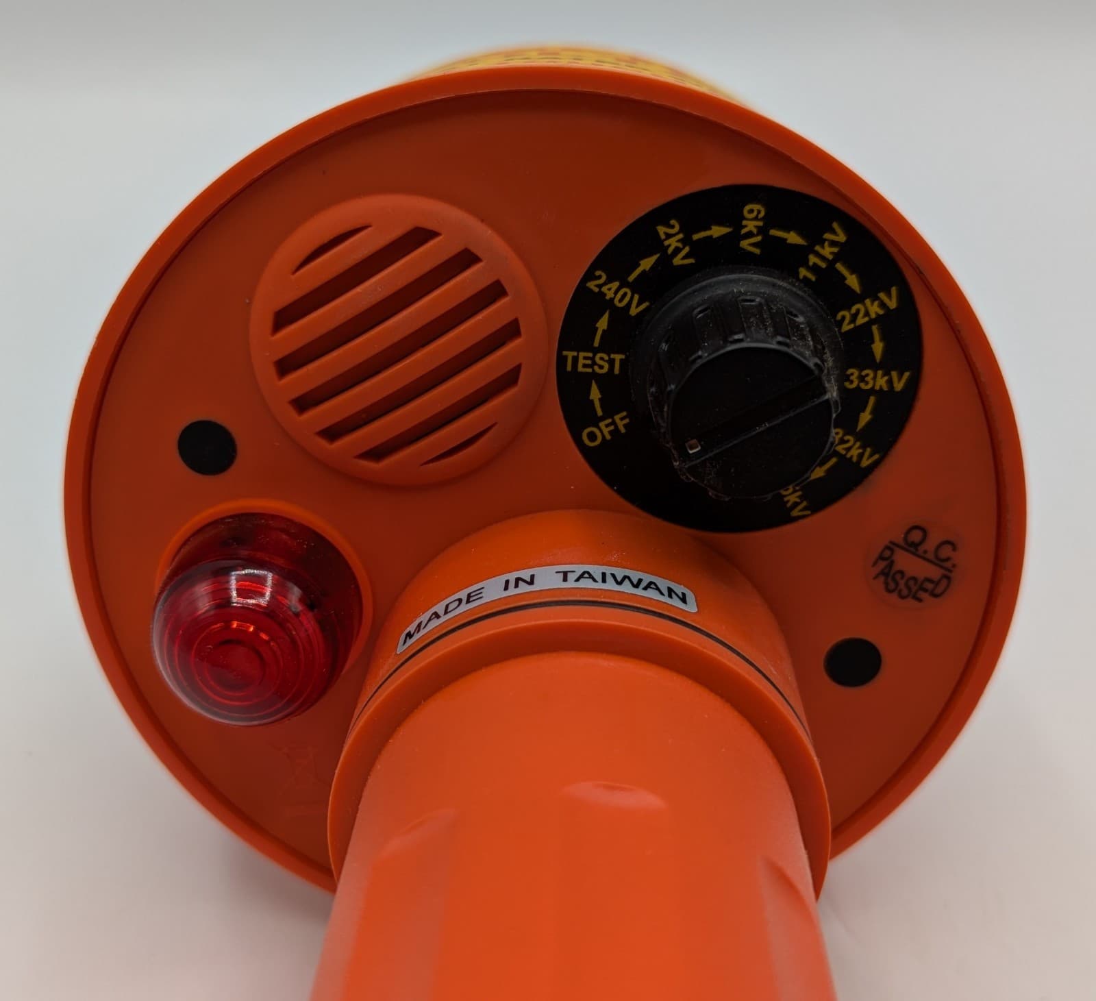 AEMC Instruments 275HVD Non-Contact High Voltage Tester with Case 4