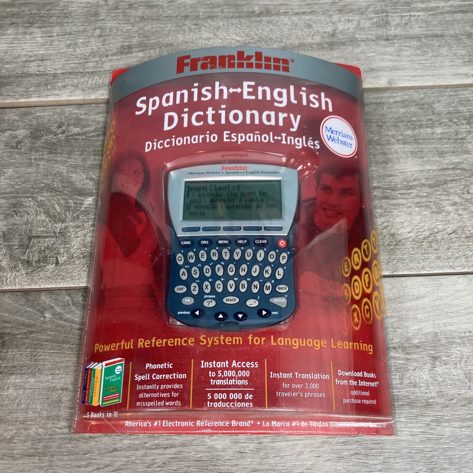 Spanish-English Dictionary Franklin Model DBE-1470 Merriam-Webster Brand New