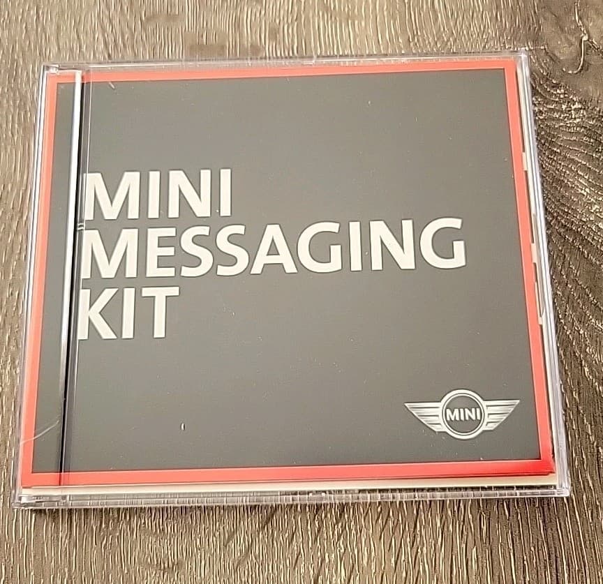 Vintage 2002 Mini Cooper Messaging Promotional Kit Exc Condition  2