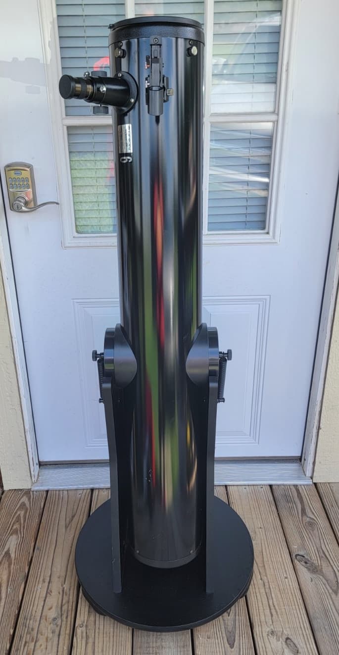 Orion SkyQuest XT 6 Dobsonian Reflector Telescope With Mount  6