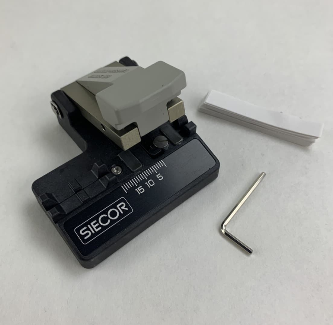Siecor FBC-006 Corning Cable Systems  High-Precision Fiber Cutter Cleaver 2