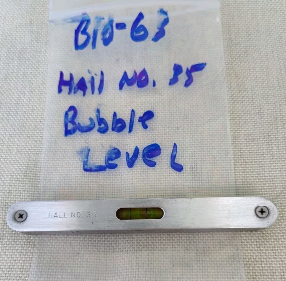 HALL NO. 35 BUBBLE LEVEL 6