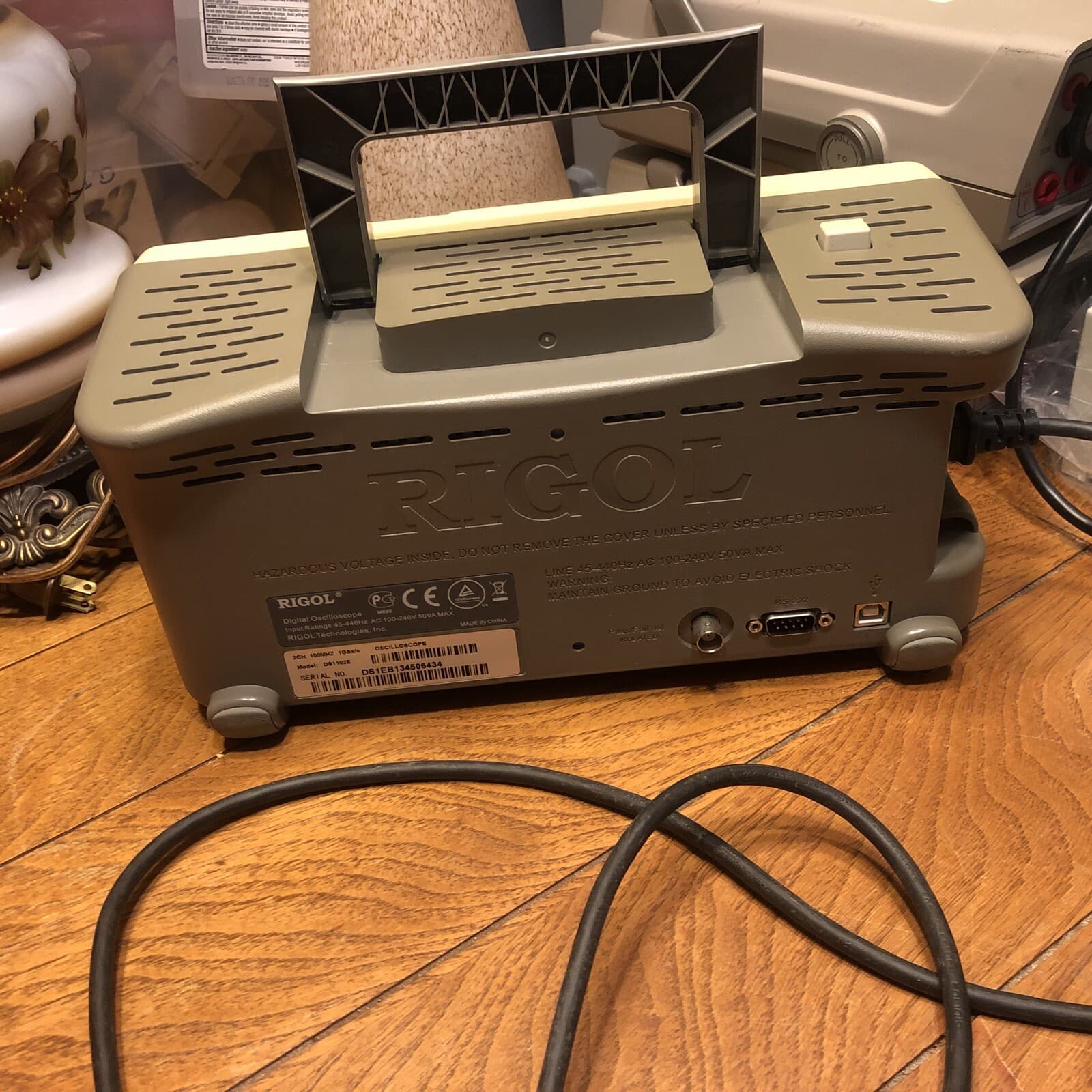 Rigol DS1102E Digital Oscilloscope Good Condition 6