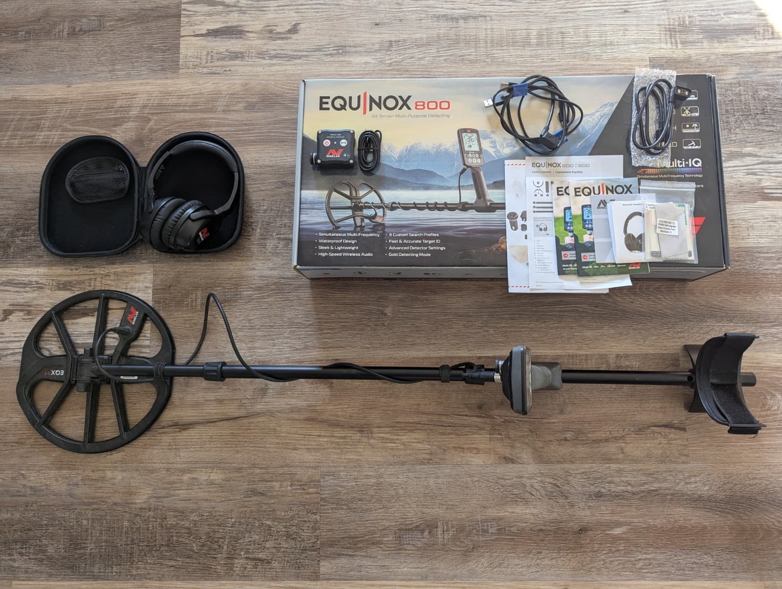 Minelab Equinox 800 Metal Detector