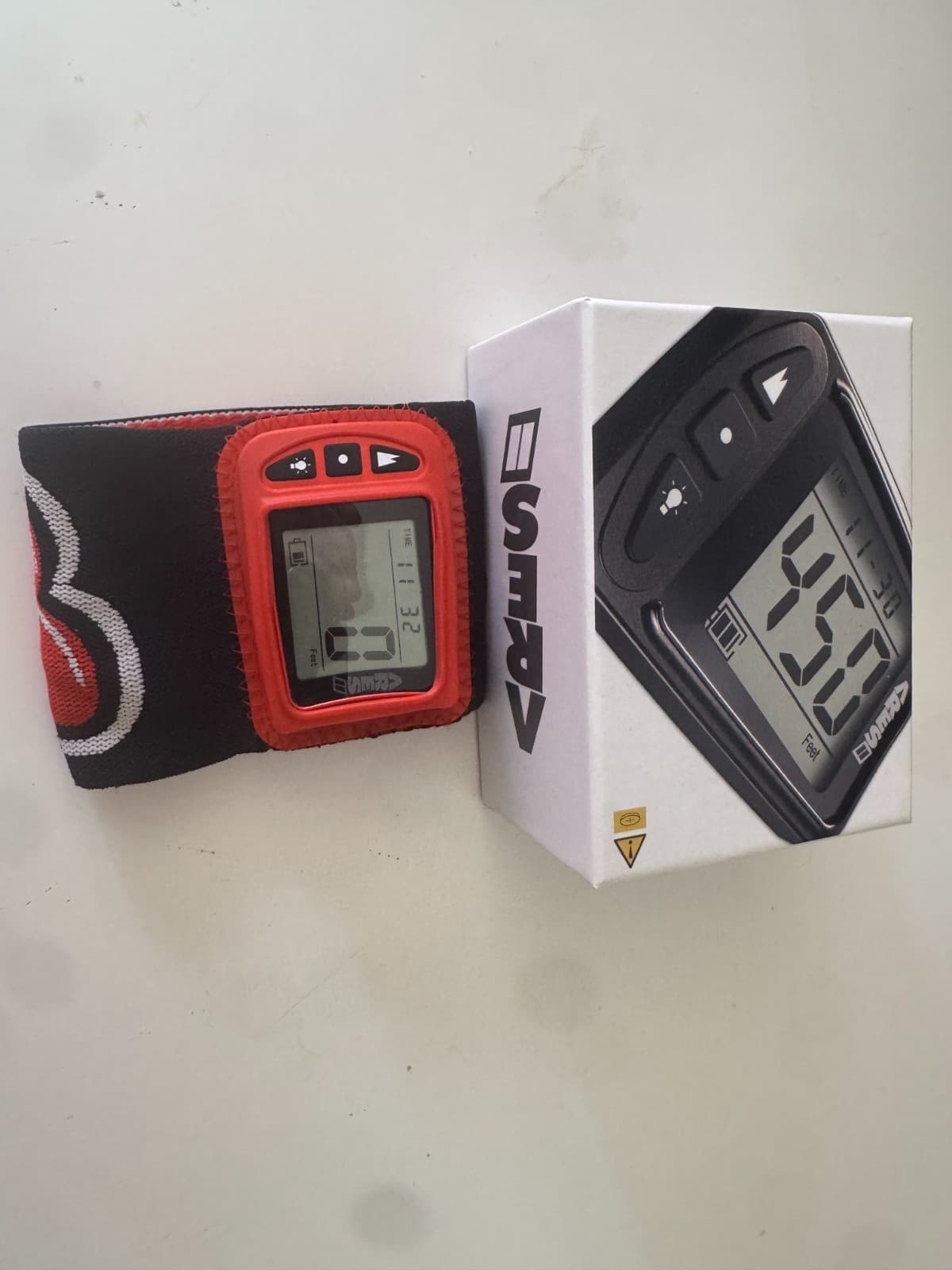 Ares 2 Altimeter - Skydiving altimeter, digital. Ares II 2