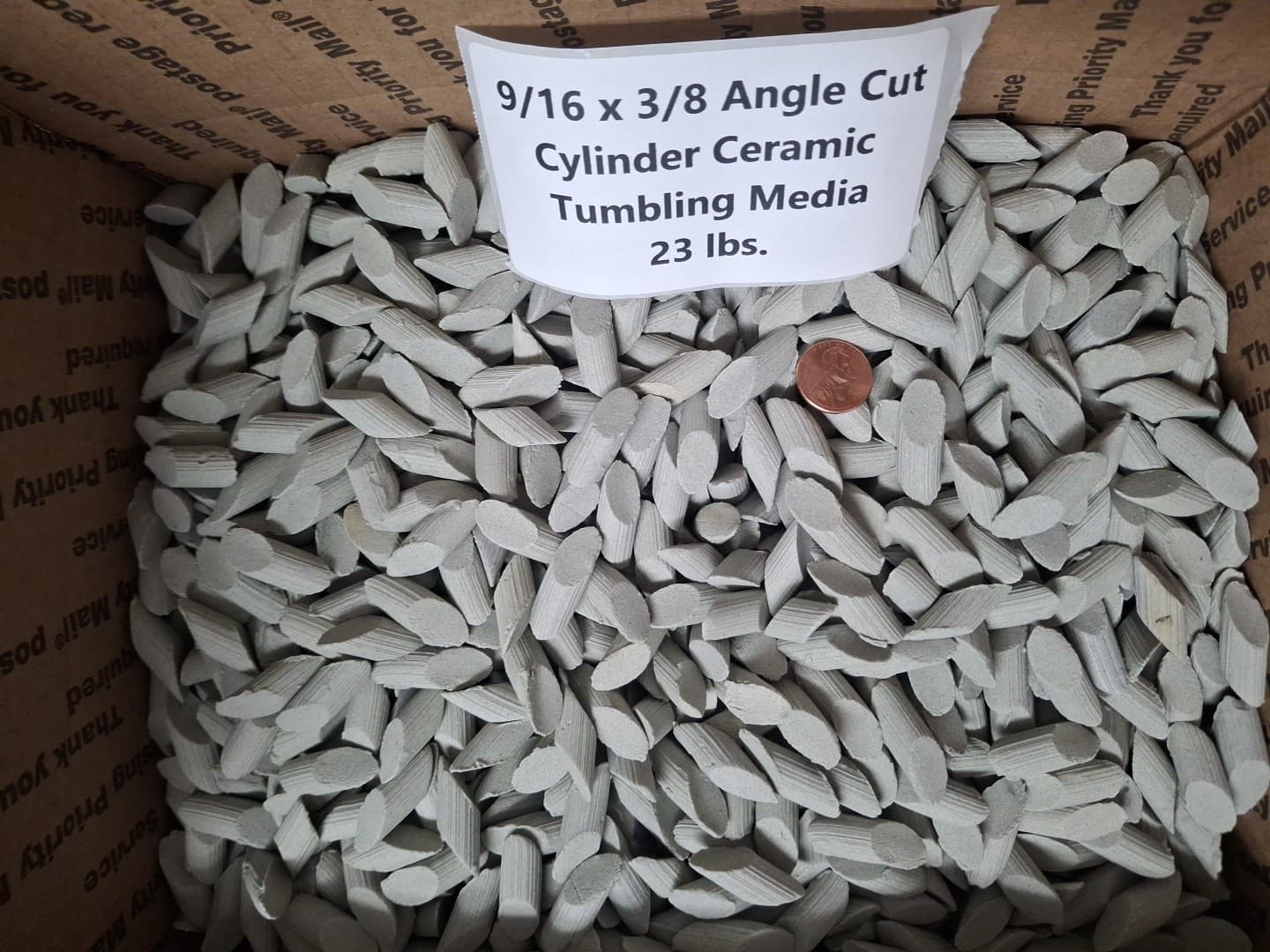 CERAMIC TUMBLING MEDIA 25 pounds of 9/16" x 3/8" Angle Cut Cylinder 23 lbs 2