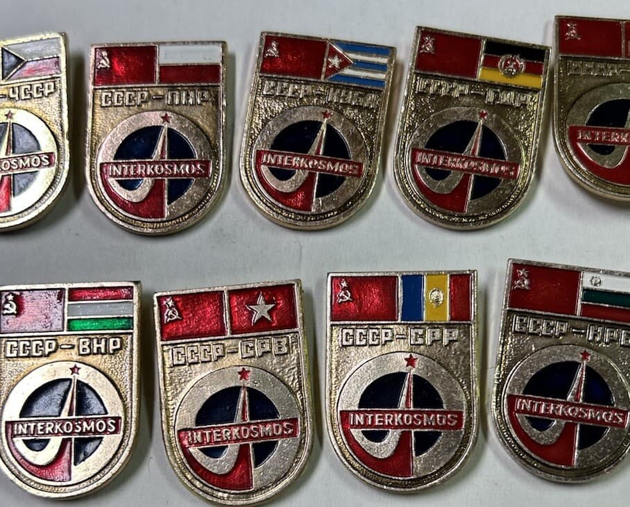 Set of 9 Vtg USSR Soviet Astronauts Space Cosmos Pin Badge Interkosmos 4
