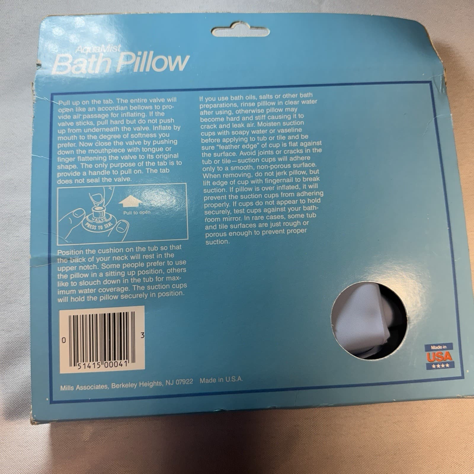 Vintage 1980s Inflatable Bath Tub Pillow AquaMist White Made in USA Model 41 NOS 4