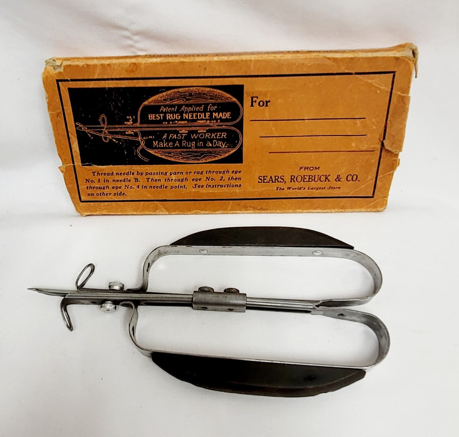 Sears Roebuck Parisian Hooked Rug Shuttle Needle Vintage w/Instructions 2