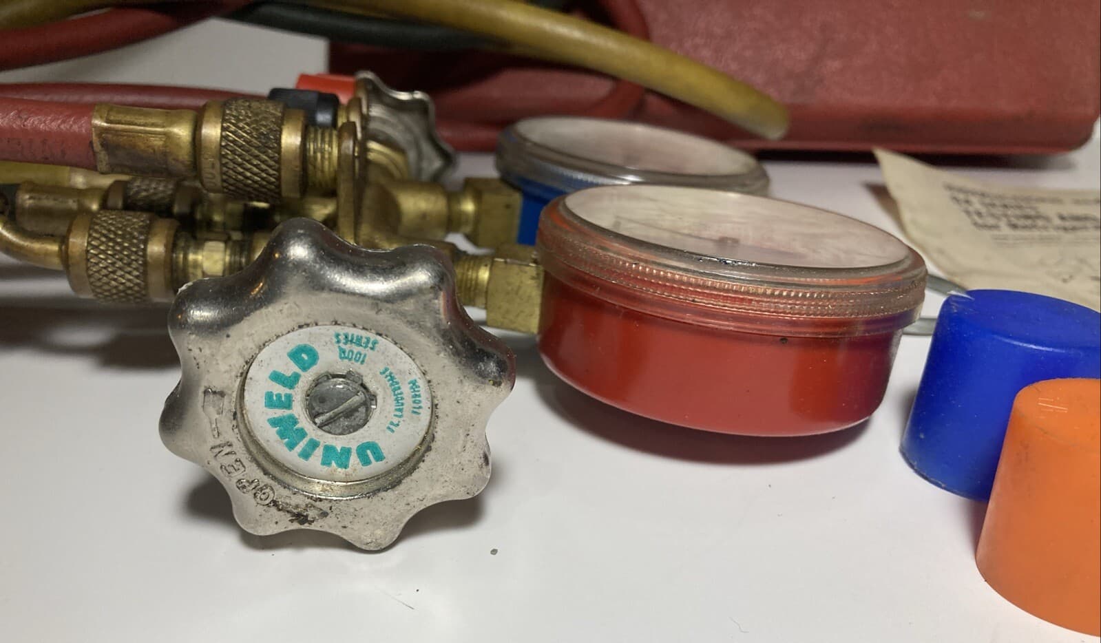 Unwield Refrigeration Manifold Gauges With Hoses  2 Valve Brass Set 5