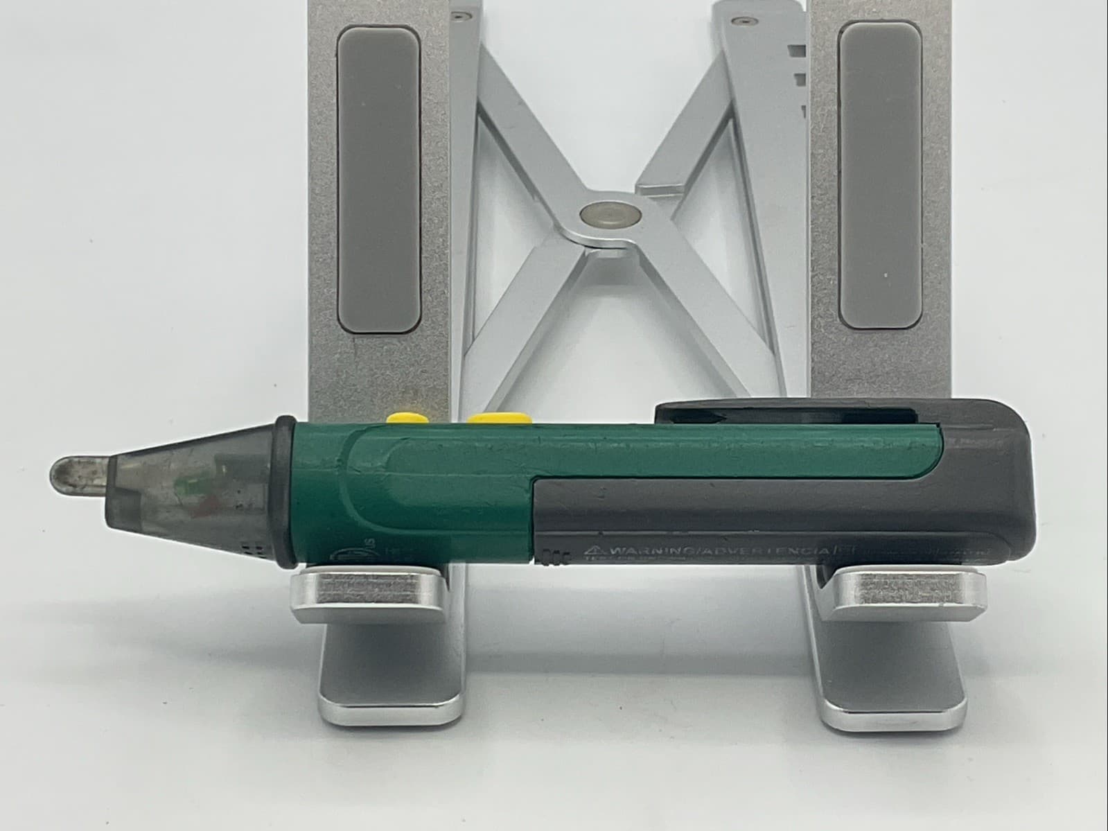 Commercial Electric MS8907H AC Voltage Pen Detector 600 V A/C 1000v CatIV 2