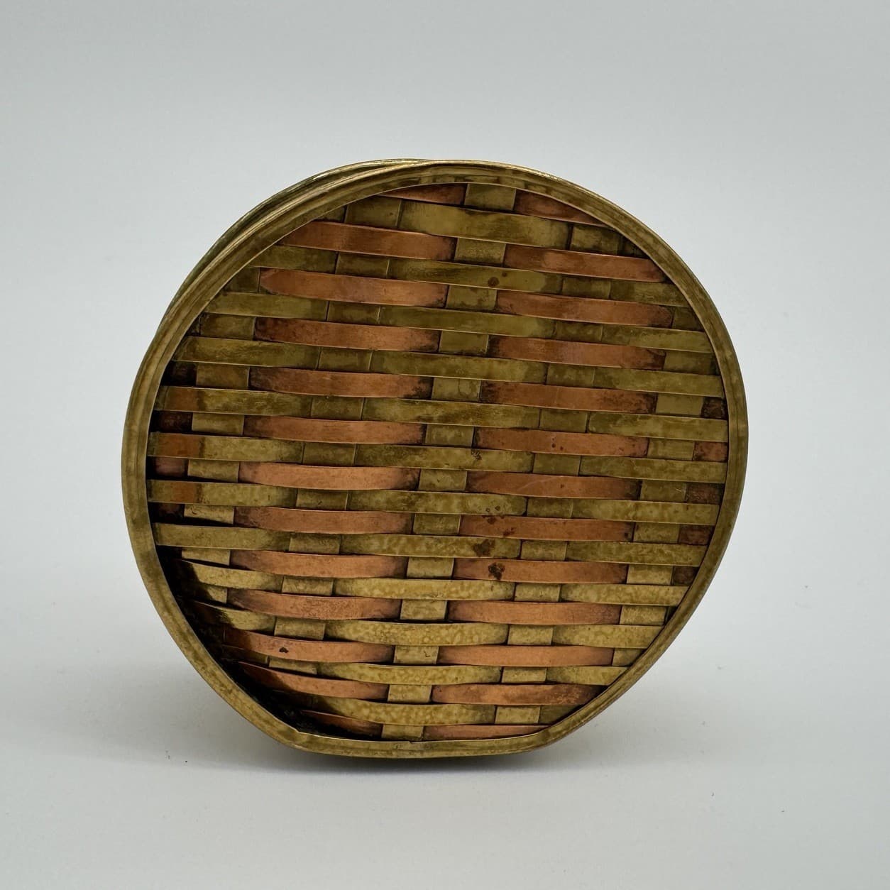 VTG Brass & Copper Woven Hinged Basket Trinket Box 3.75” Oval Case Basketweave 5
