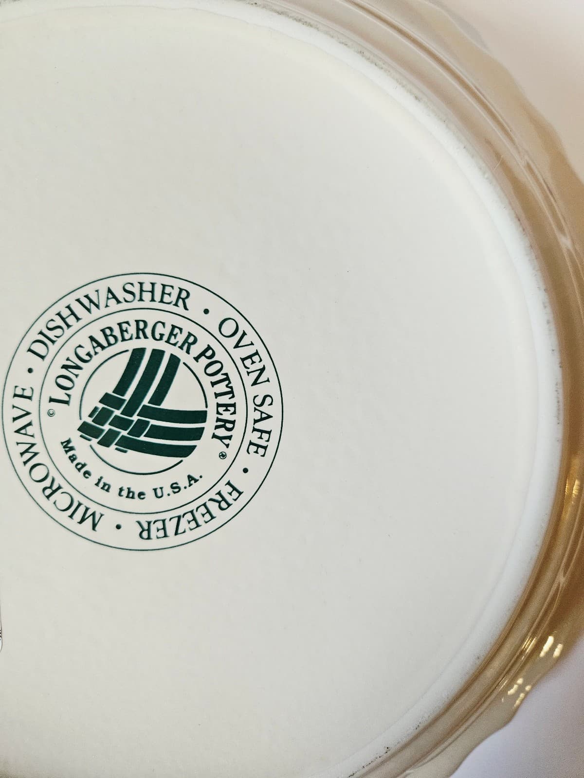 Longaberger Pottery Woven Traditions Christmas Holly Berry 10"  Pie Plate White 6