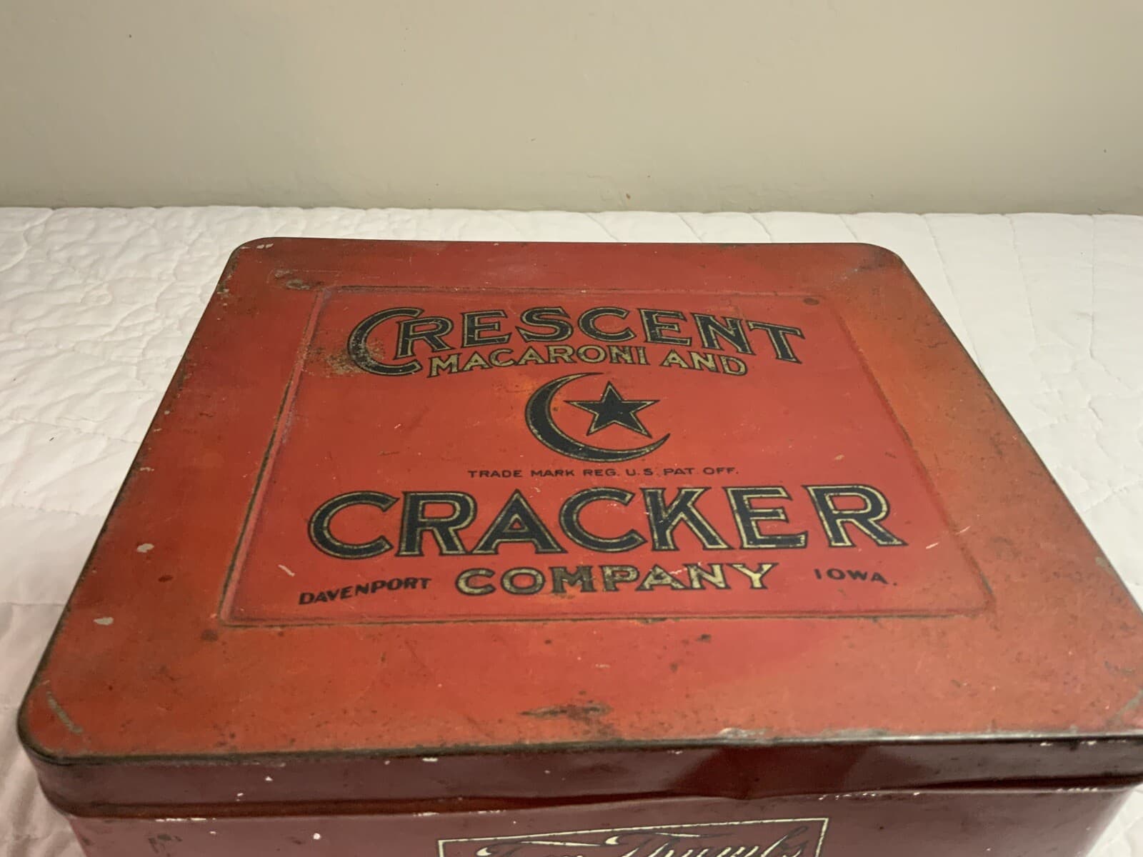 Vintage Advertising Tin, Square, Tom Thumbs Crescent Macaroni & Cracker Co., Red 2