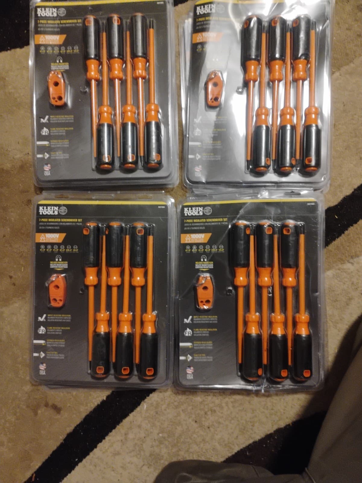 Klein Tools 85077INSR 7-in-1 Insulated Interchangeable Screwdriver Set  1000v 2