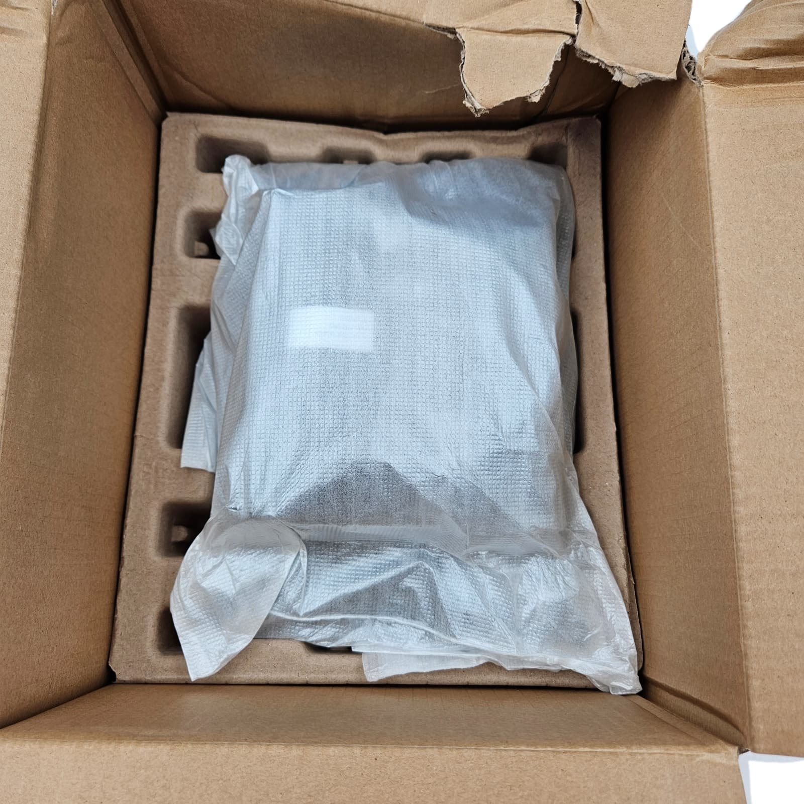 Elo 10" Touchscreen LCD Monitor for Dutchie ET1002L-2UWC-1-RCTS E466379 4