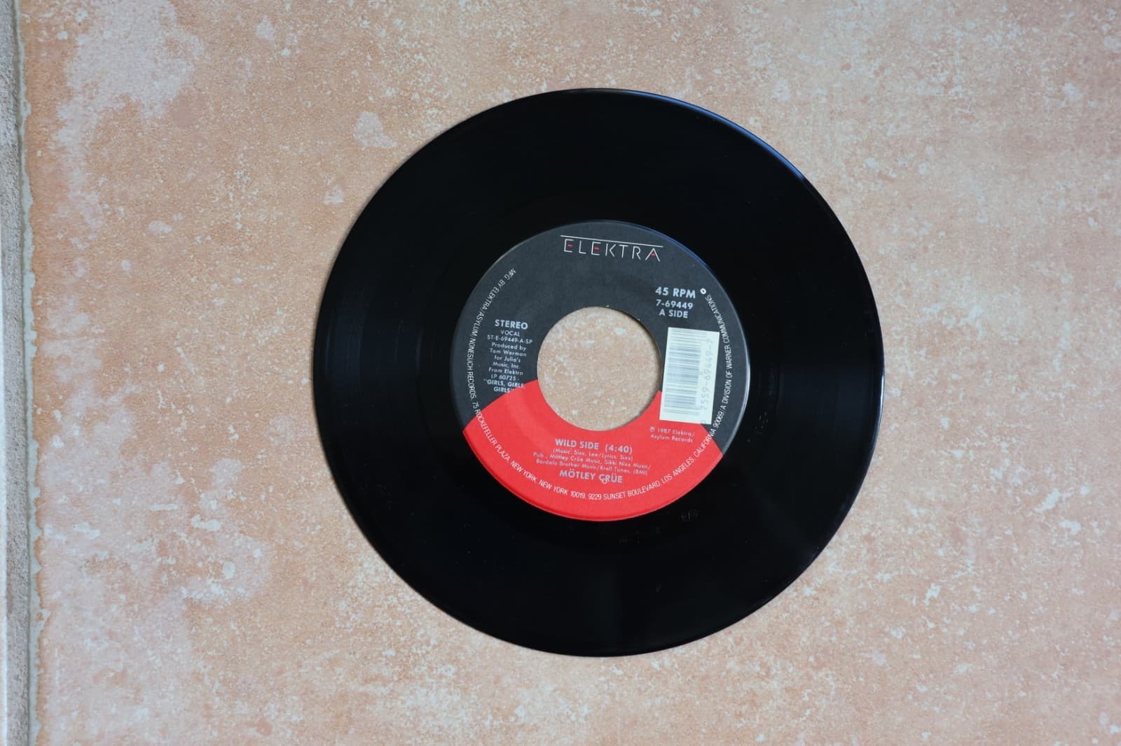 Nikki Sixx Signed Motley Crue Wild Side Autographed 45 Record Girls Girls Album 5