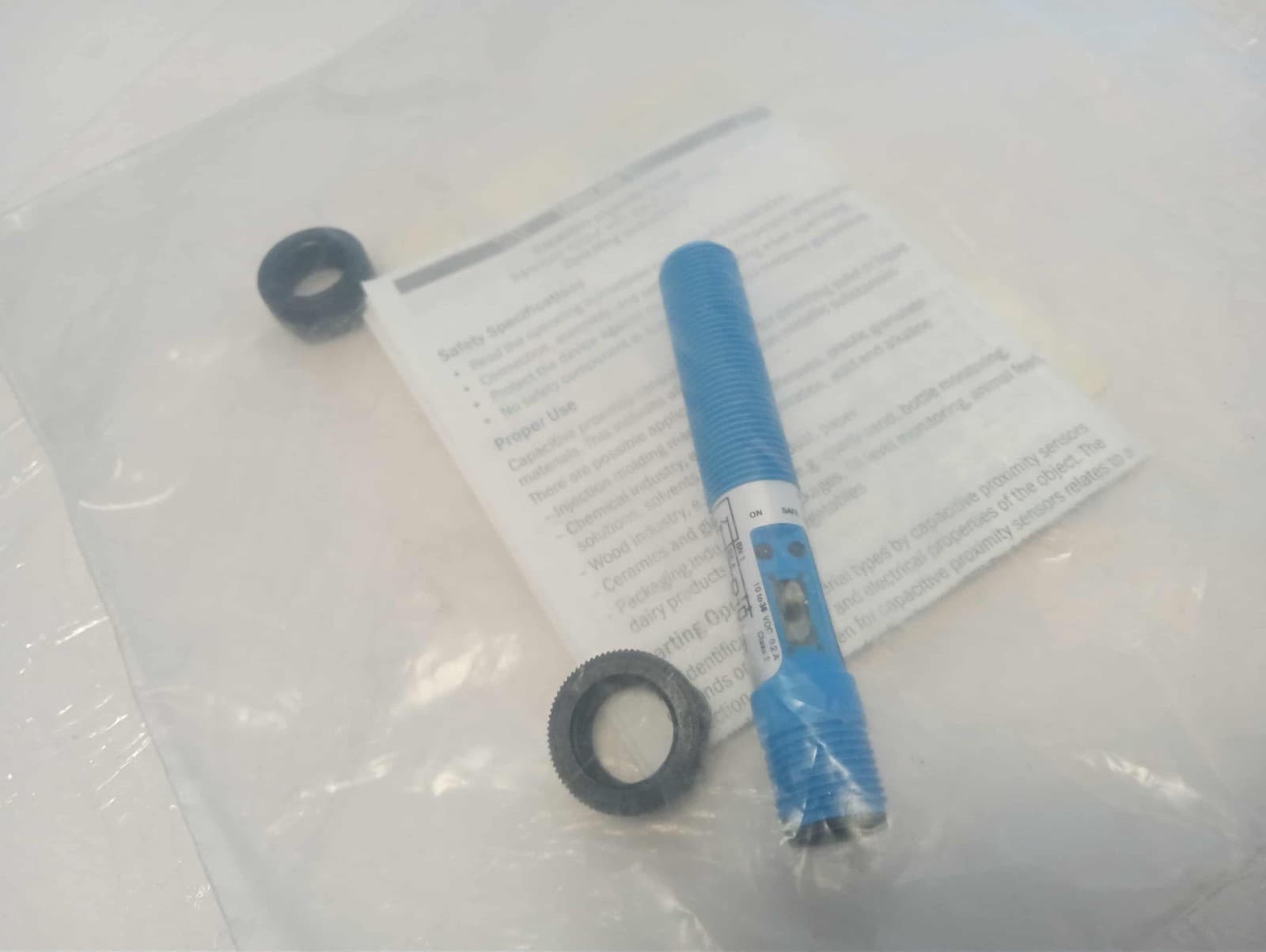 SICK  6051030 CM12-08EBP-KC1 SENSOR PROX CAP 8MM IP68 CYLIND DC 4-wire, Ø 12 mm 3