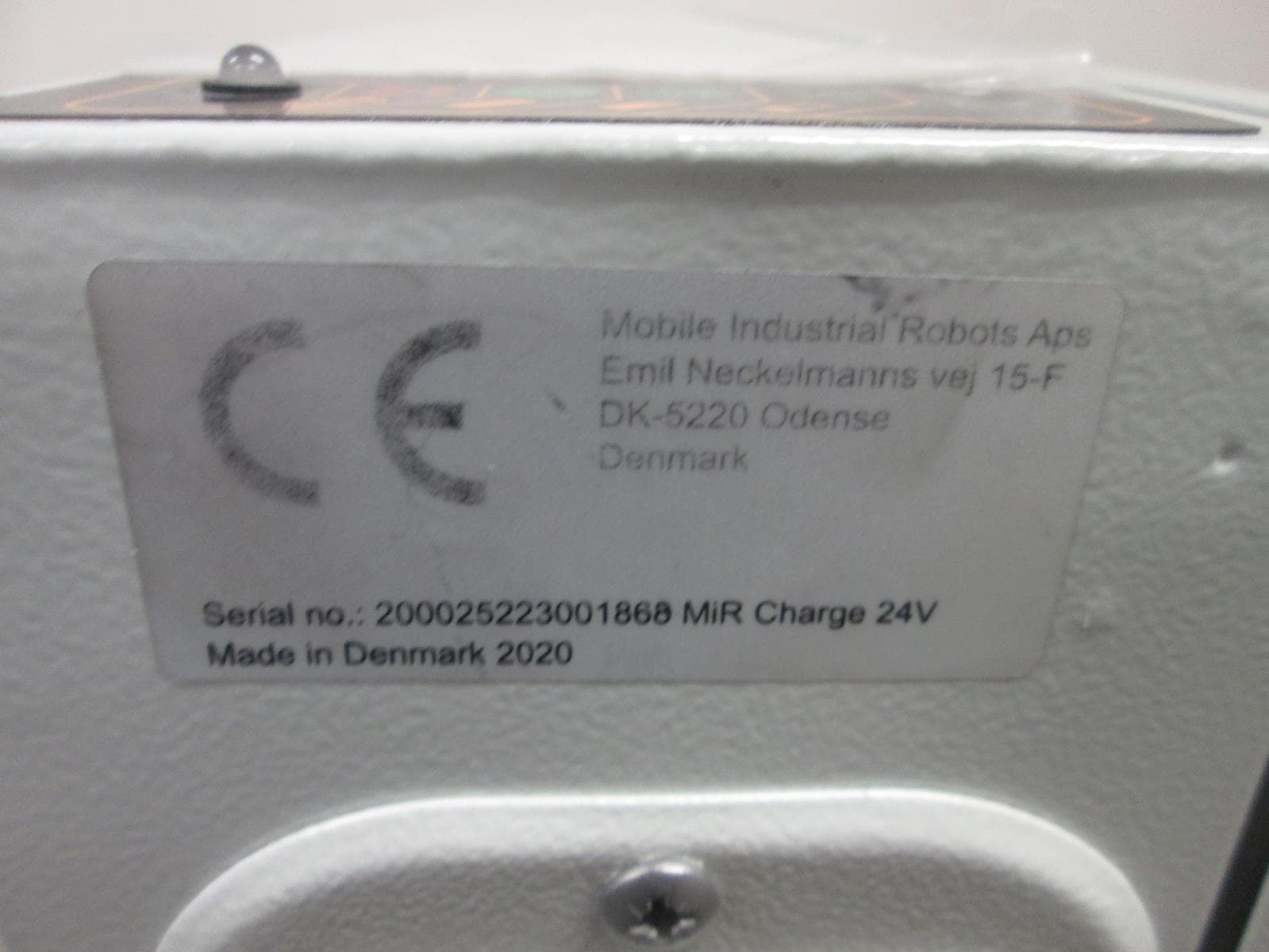 UVD ROBOTS DK-5220 3