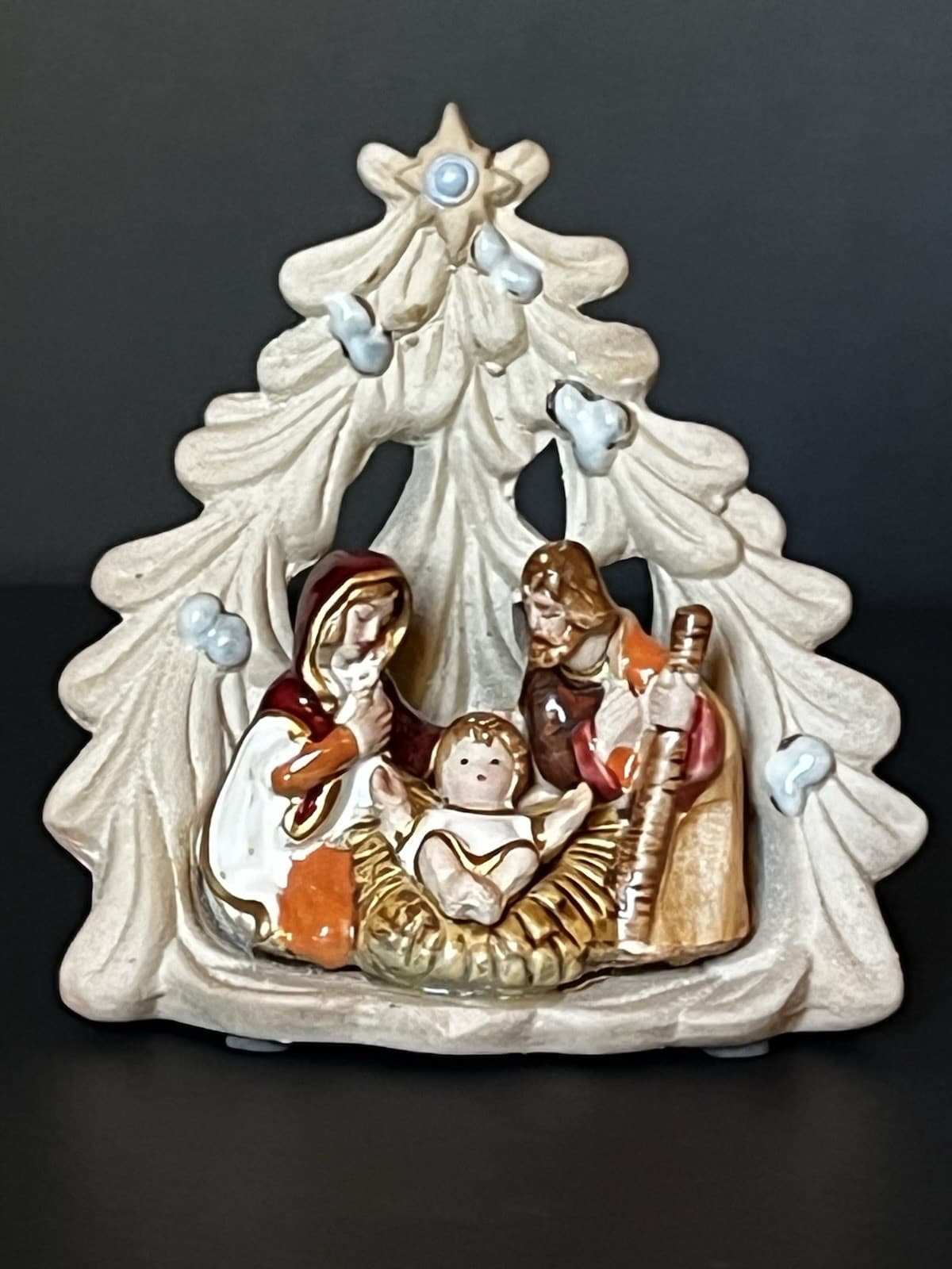 Tii Collections Ceramic Holy Family  Nativity Scene Figurine Textured And Glazed