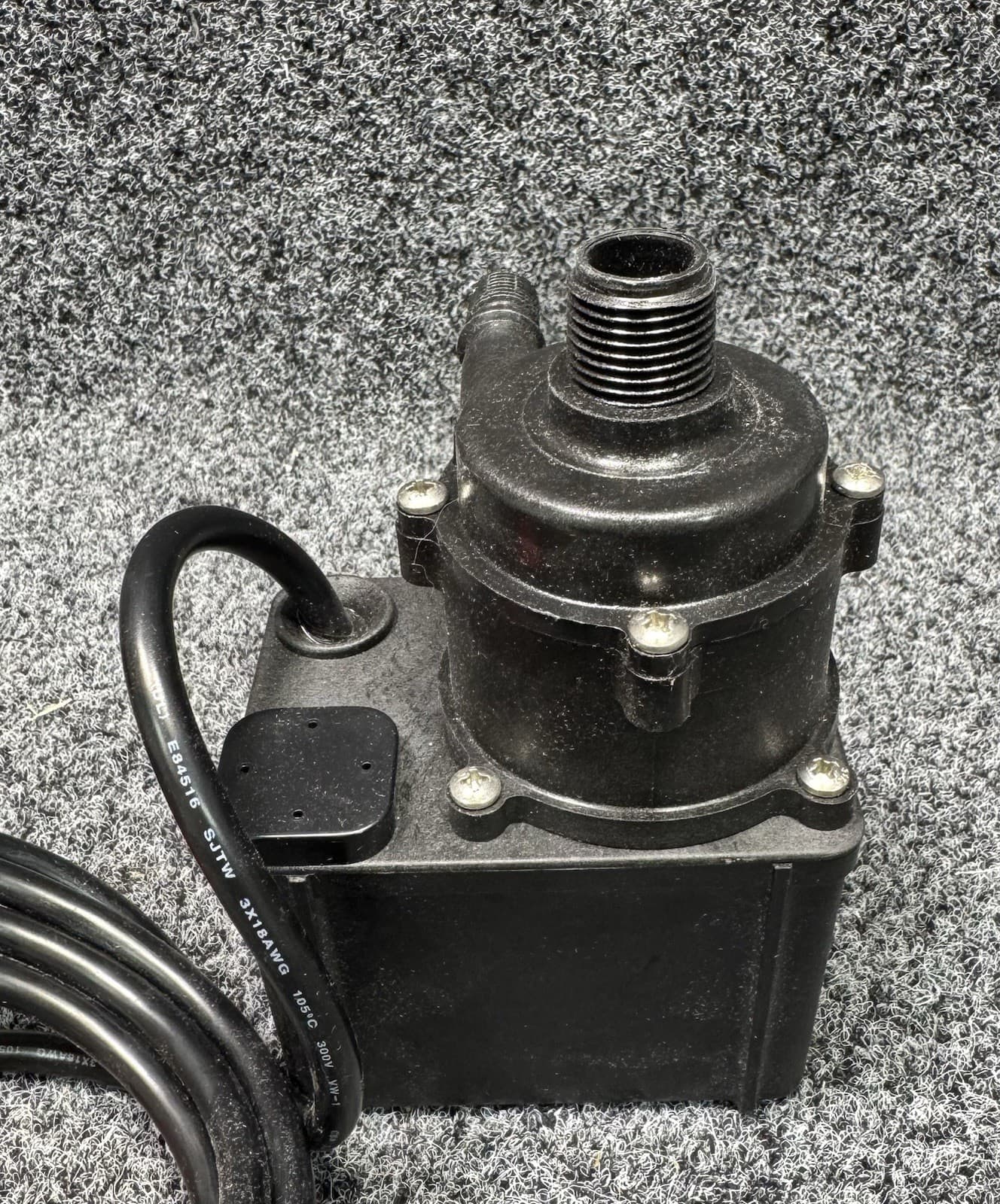 LITTLE GIANT 589204 Magnetic Drive Pump 115V AC, 1/2" Intake, 1/4" Discharge 6