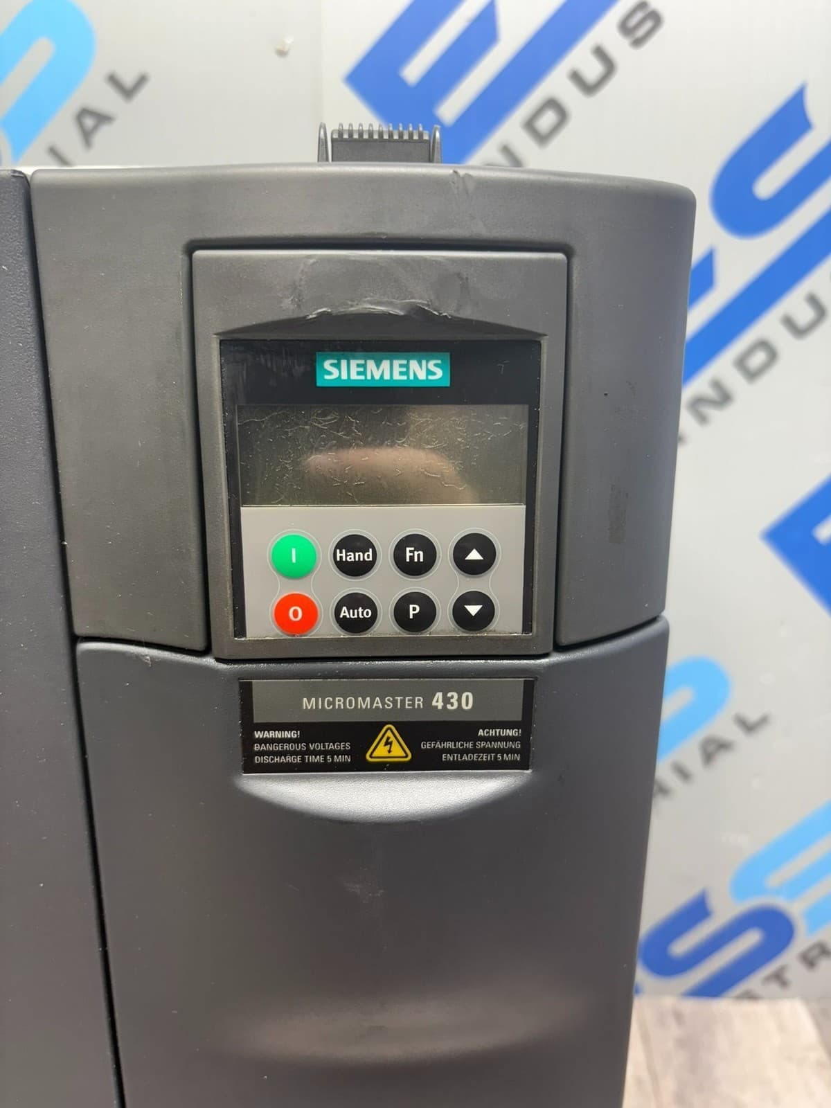 SIEMENS MICROMASTER 430 AC INVERTER w/ OPERATOR PANEL 5