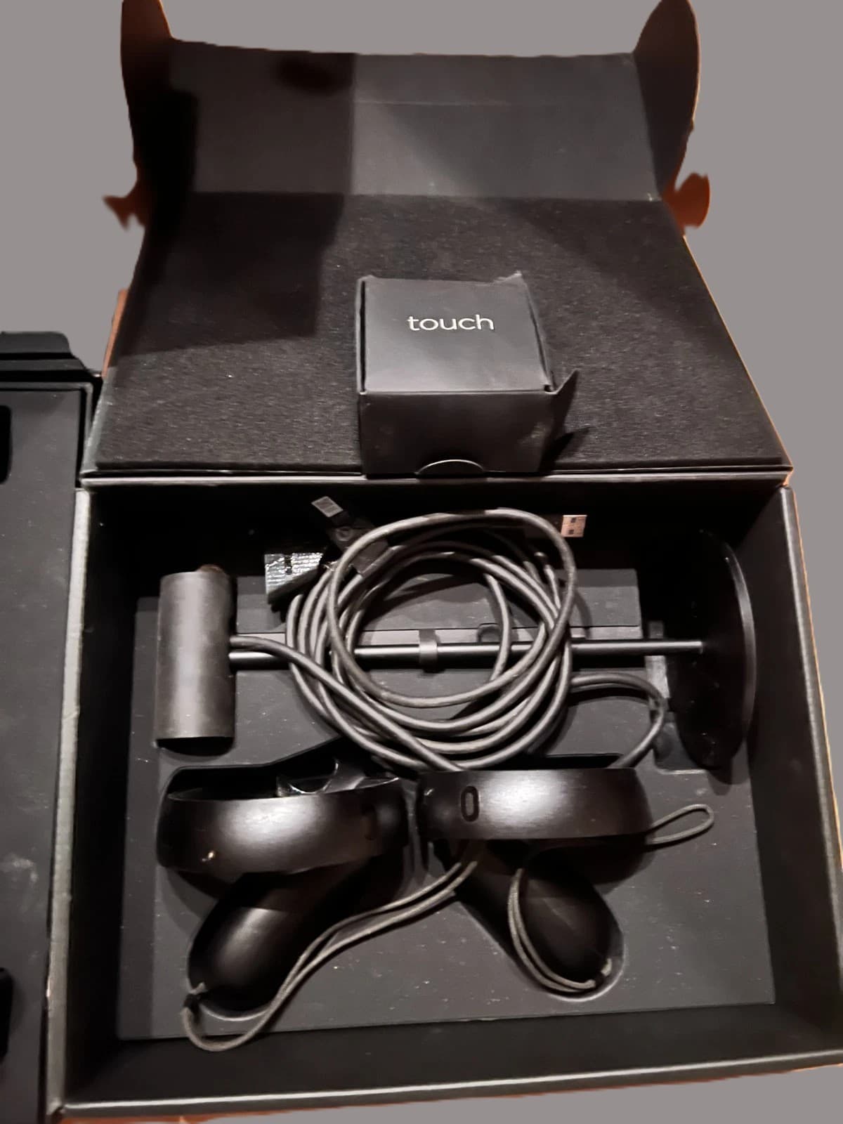 Oculus Rift. Full set with accessories. 2 boxes. Everything you see in the pics. 4