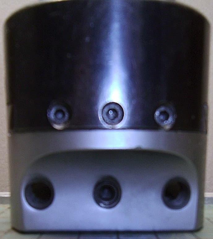 809 = 3 Diameter Boring Head R8 Shank 3/4 Boring Bar Holes (Qty.1 5