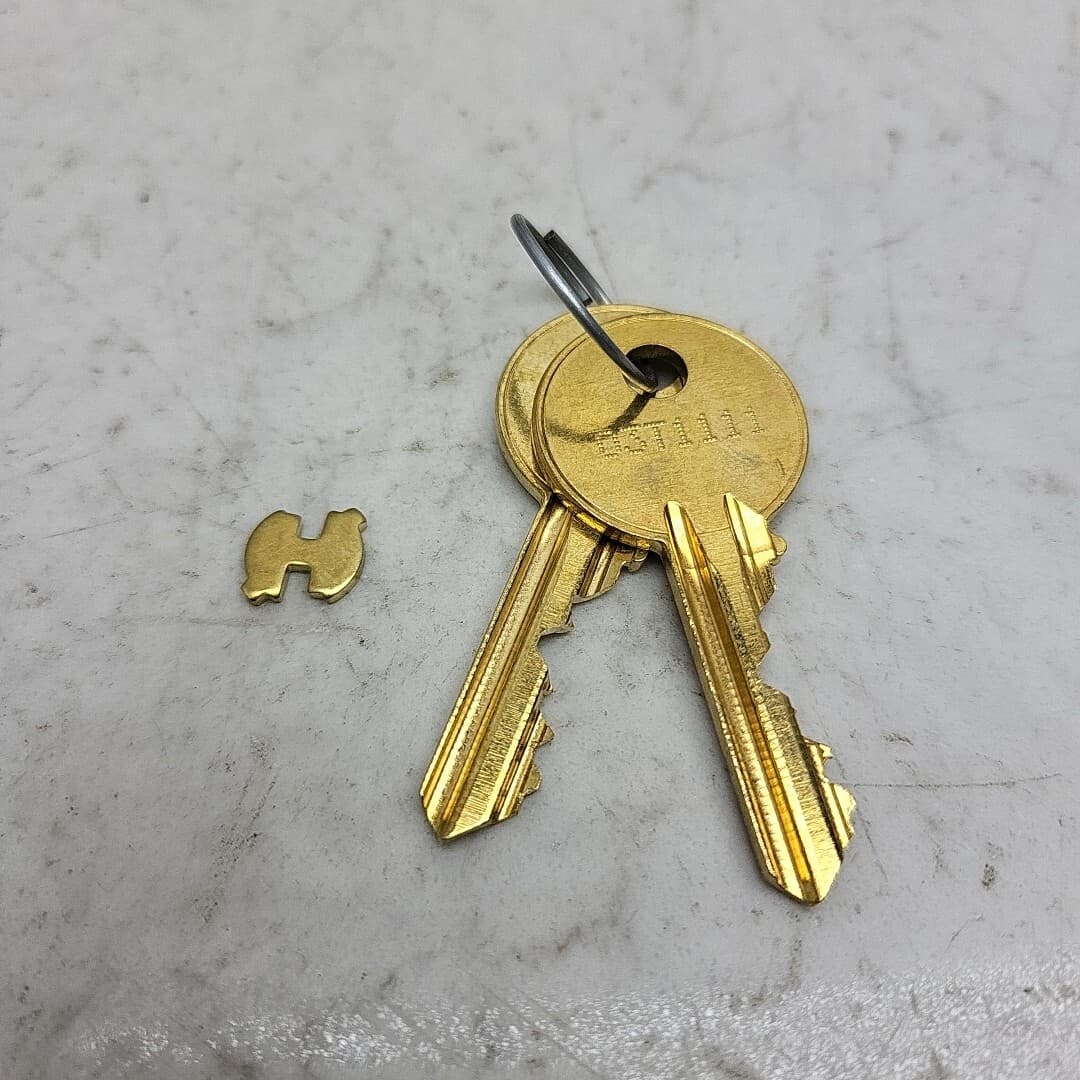 American Lock A3651d035ka Padlock Keyed Alike Long Shackle Rectangular Brass 2