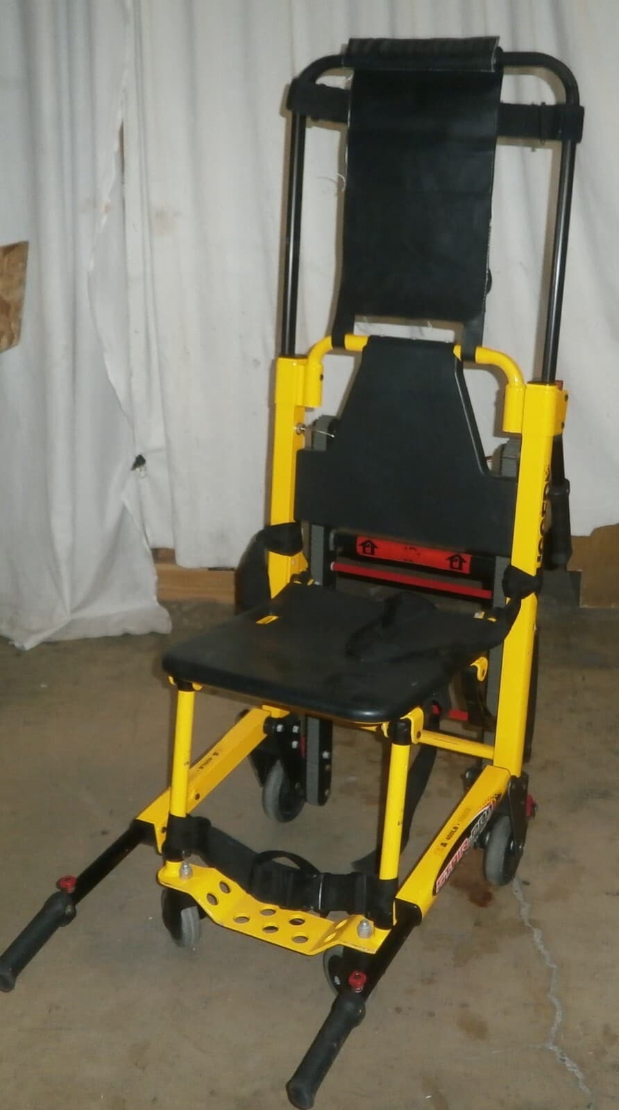 Stryker 6252 Evacuation Chair 6252 STAIR-PRO GOOD TRACK (No Tariffs)