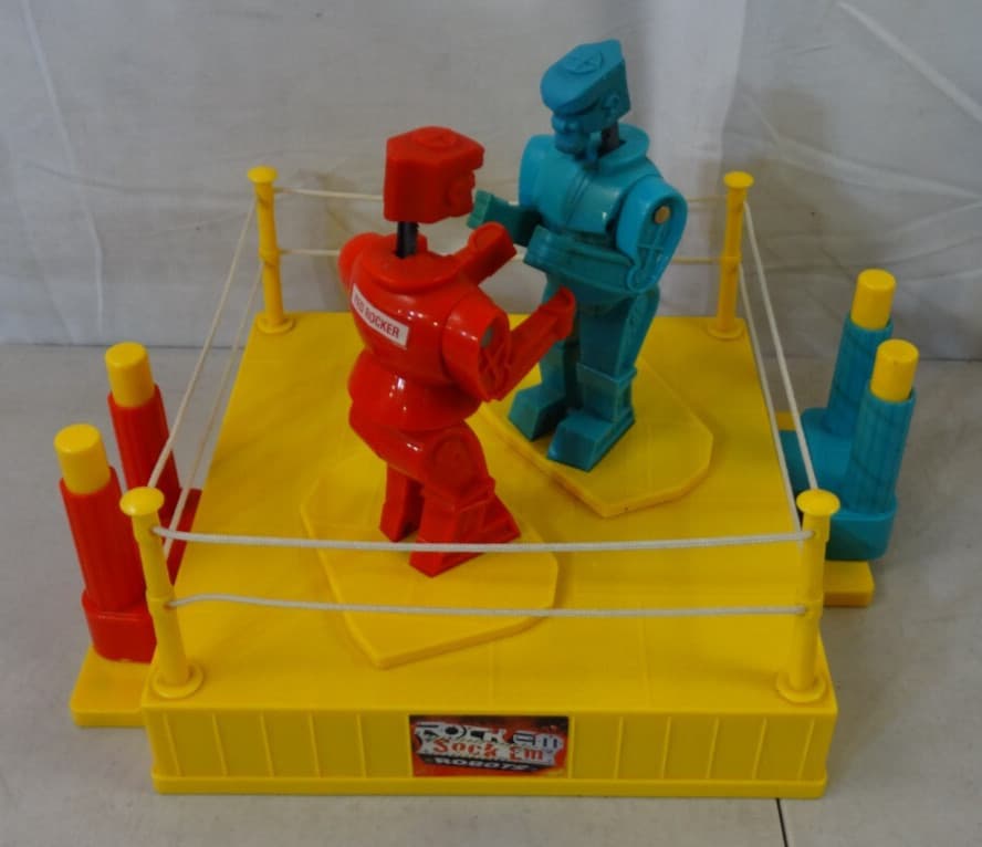 2001 Vintage Rock 'EM Sock 'EM Robots Game Boxing Ring Classic Toy Kids Mattel