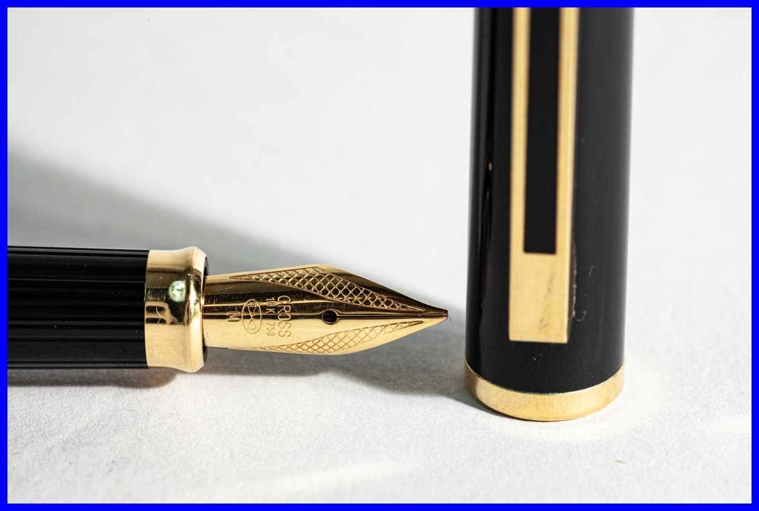 CROSS Fountain Pen In Black & Gold With 18K 750 Medium Nib 5