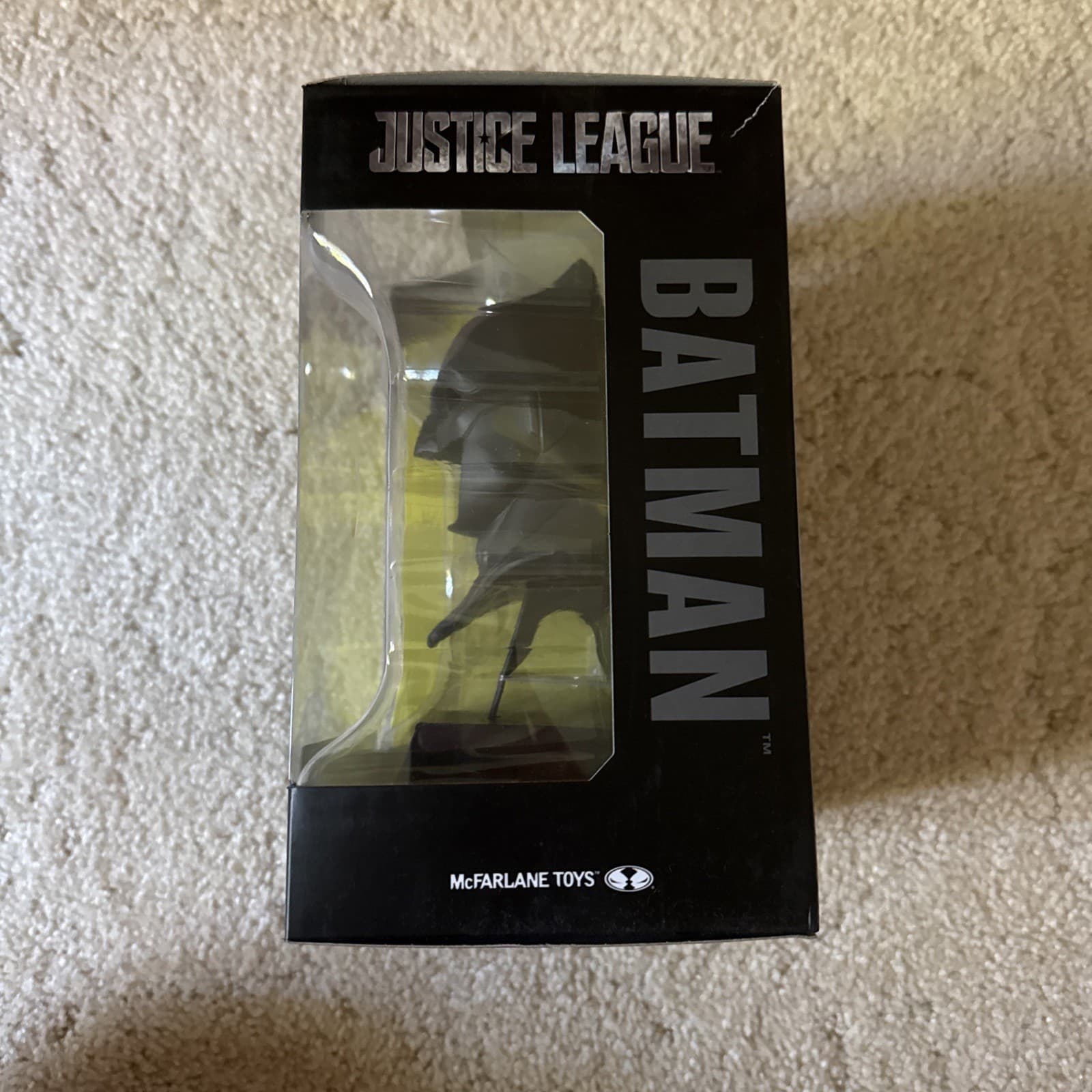 McFarlane DC Direct Prop Batman 1:3 Scale Justice League 2017 Cowl DAMAGED BOX 4