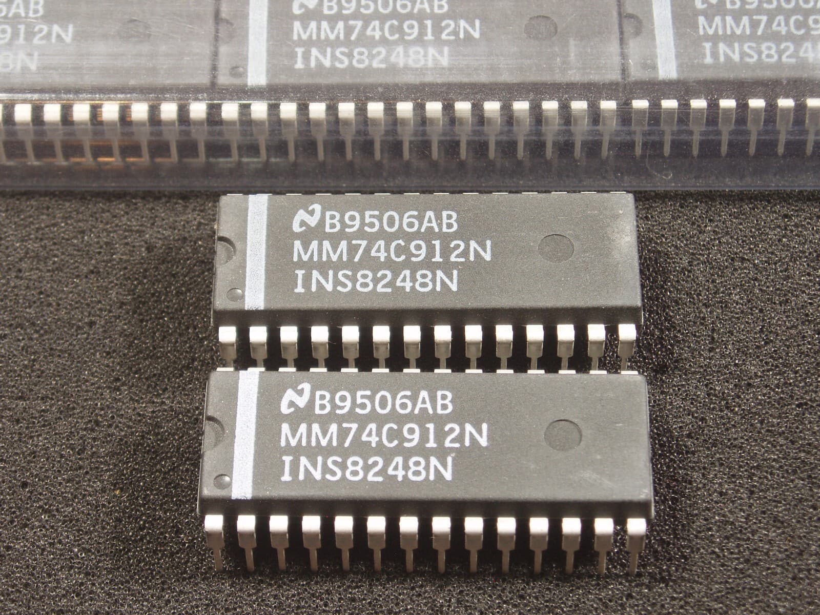 Qty 2: National Semi MM74C912N 6-Digit BCD Display Controller/Driver NOS