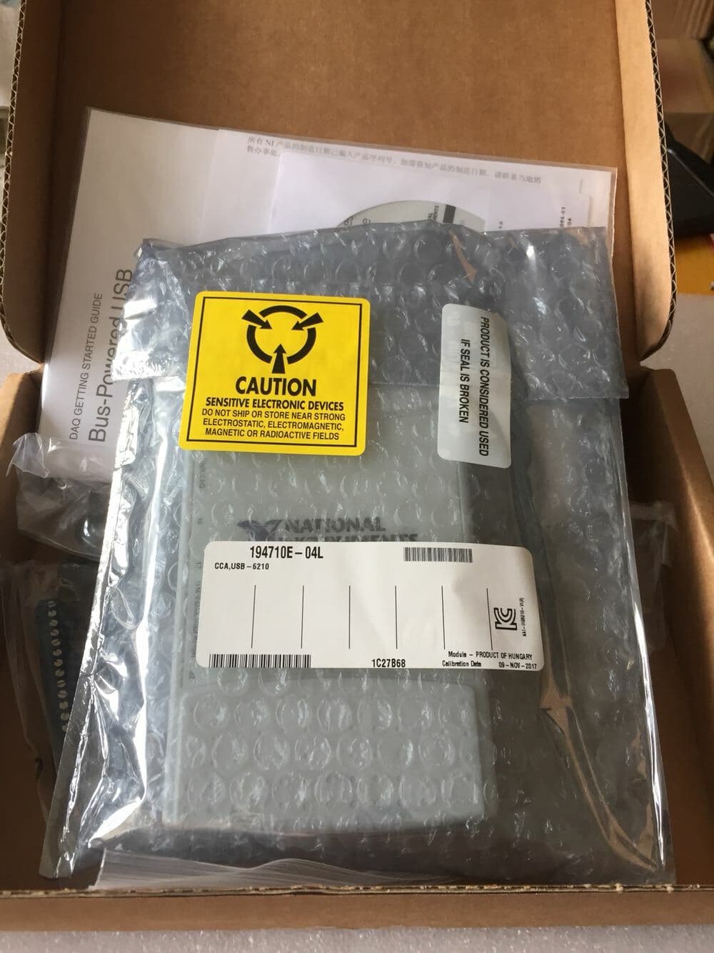 National Instruments NI USB-6210 779675-01 Multifunction Data Acquisition Device 3