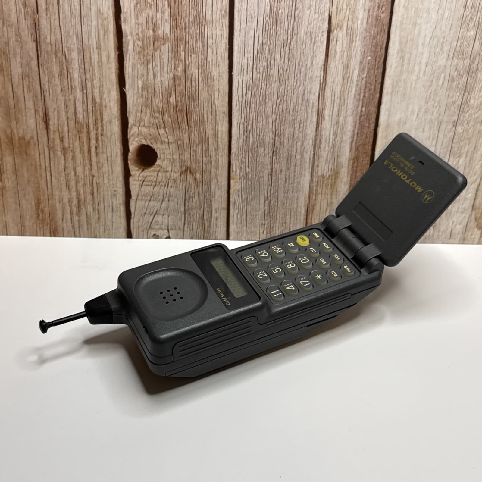 Vintage Motorola Digital Personal Communicator Cell Phone F09HLD8426AG-w/Charger 2