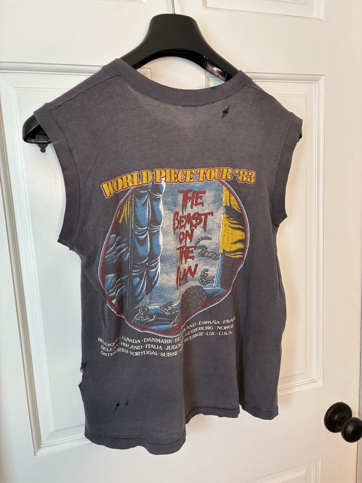 Iron Maiden World Piece Vintage Sleeveless Concert Tour Shirt 1983 2