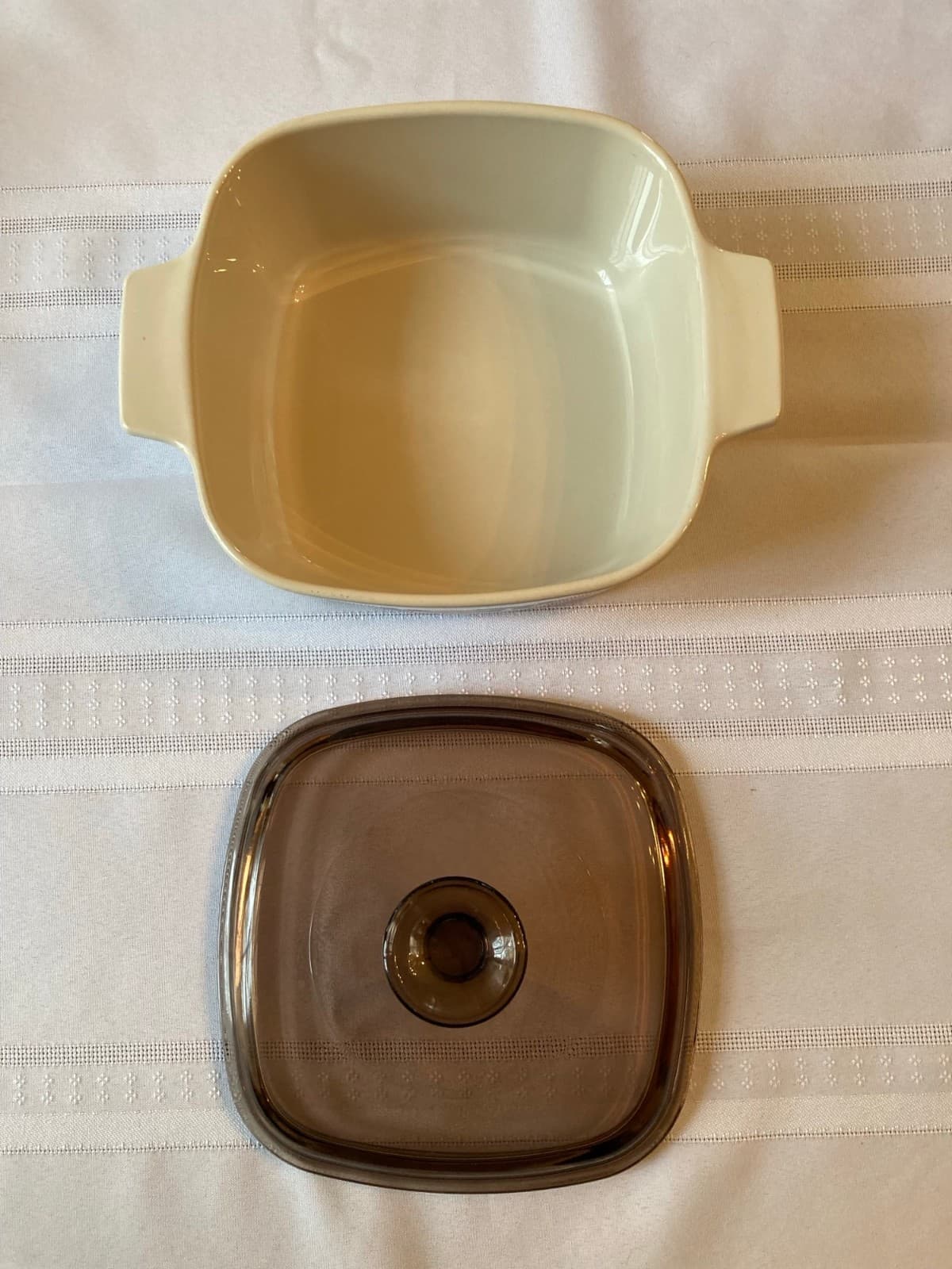 Corning Ware Abundance A-1.5-B Casserole Dish w/Pyrex Lid 8.75" x 6.9" x 4.4" 5