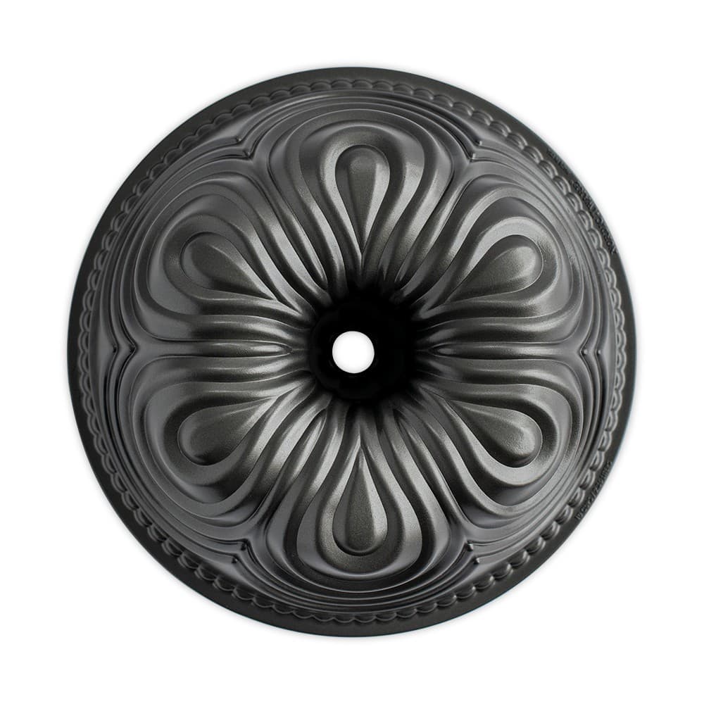 Nordic Ware Chiffon Bundt® Pan 6