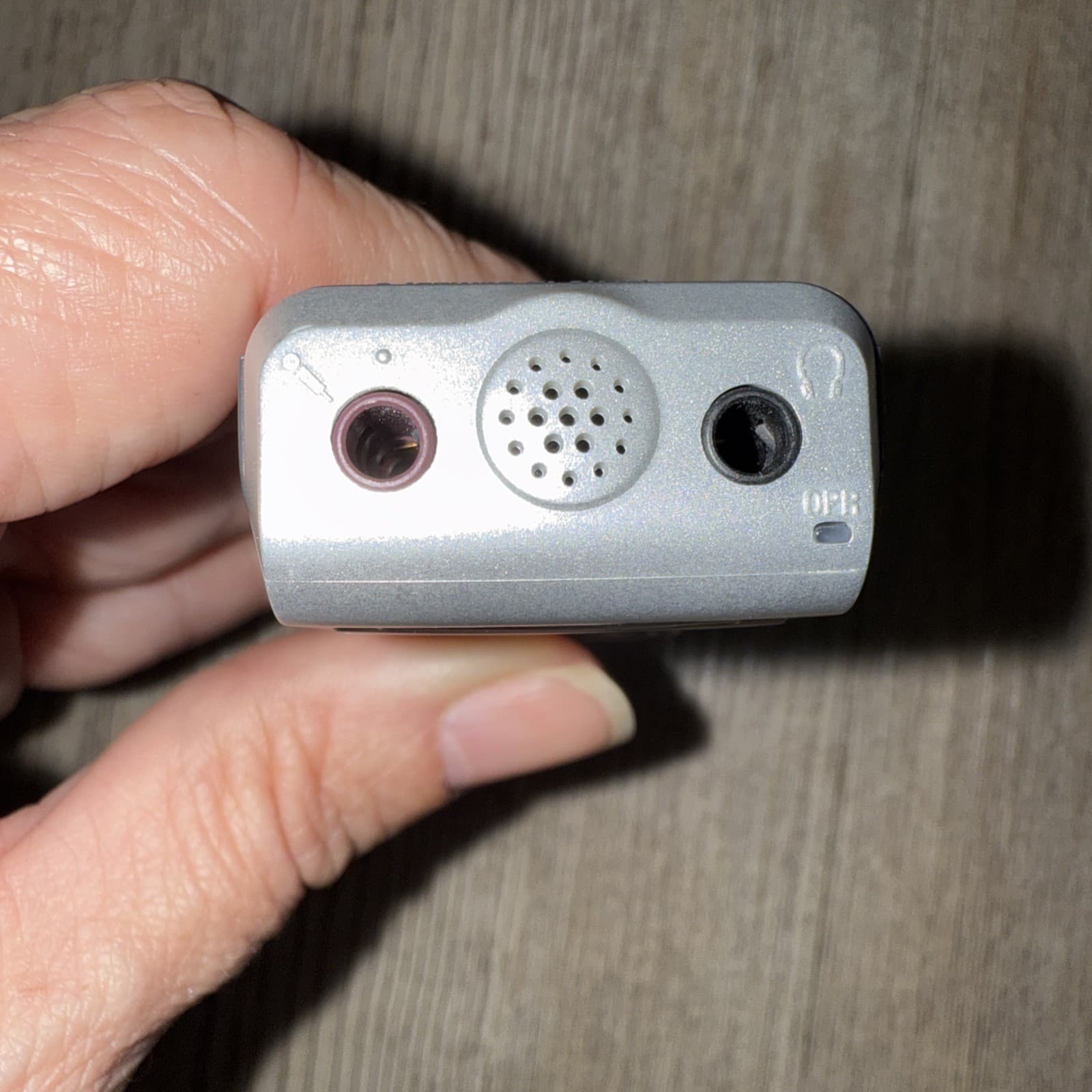 Sony ICD-B300 Handheld Digital Voice Recorder Tested Works 37 Hours 64MB 5