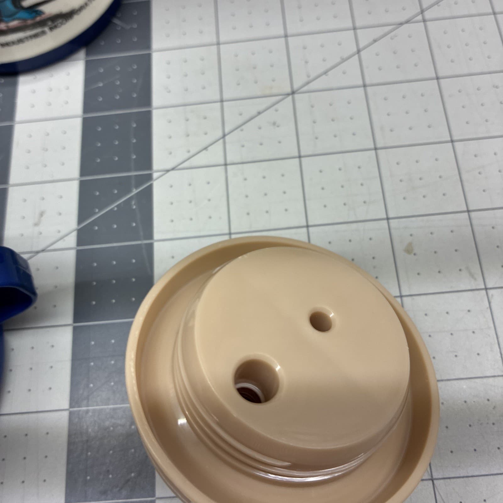 Vtg. 1984 He-Man and the Masters of the Universe Metal Lunch Box With Thermos 6