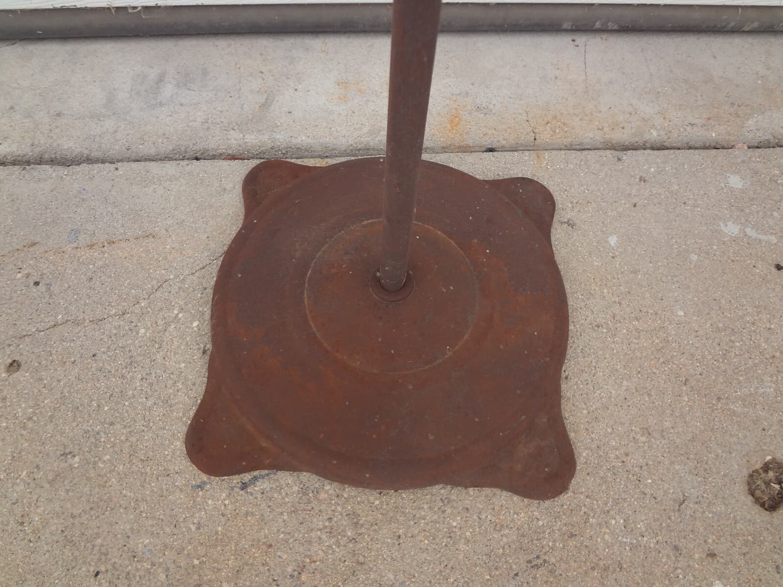 Vintage Antique Bird Cage Stand. Table Top / Short Stand 3