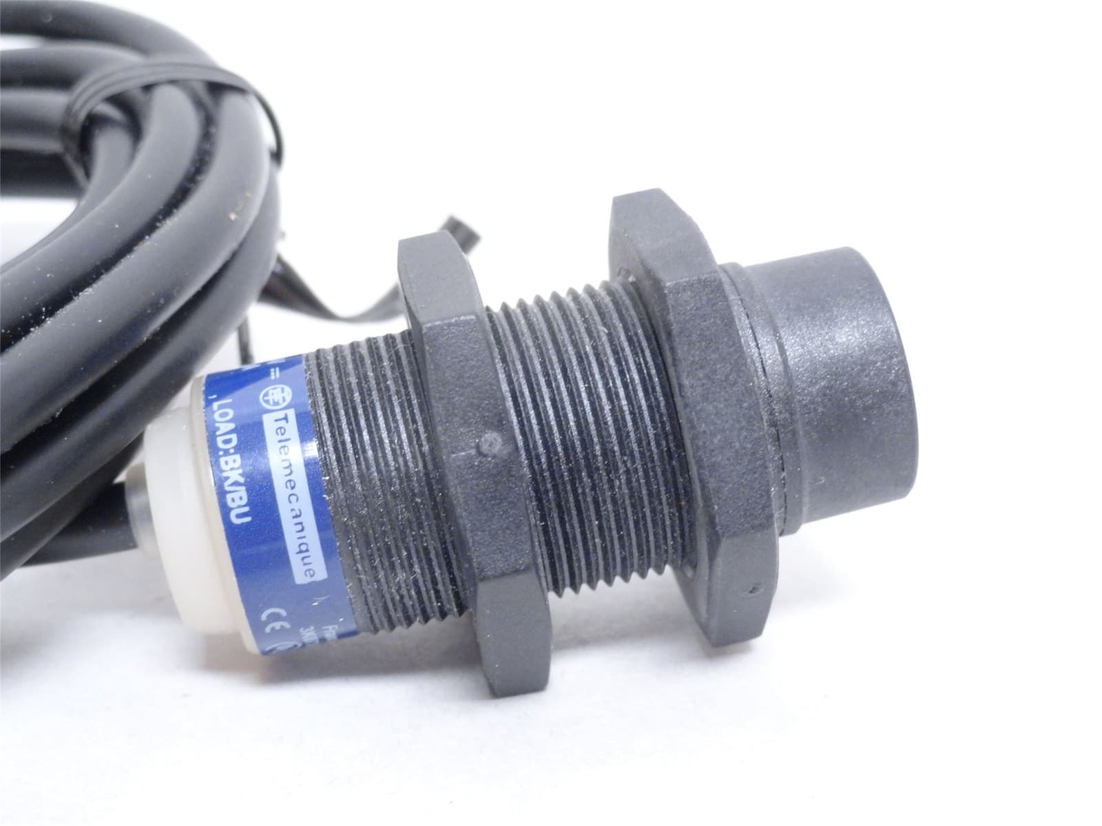 246986 New-No Box; Telemecanique XS4P18AB120 Prox Sensor; 12-24VDC; 20mA 5