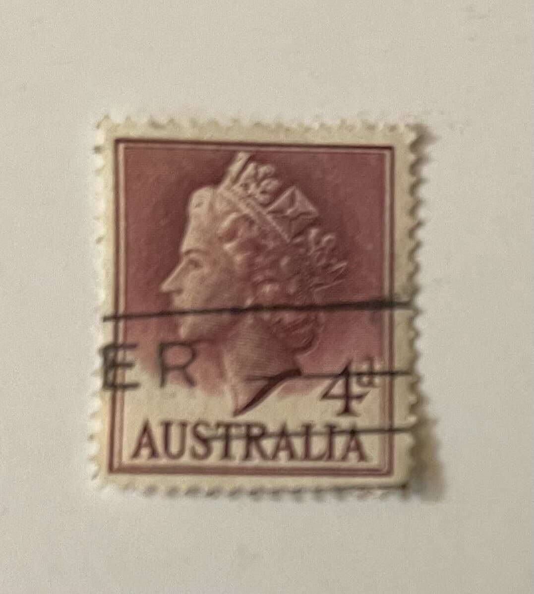 Australia Postage Stamp Queen Elizabeth II 4d 1957