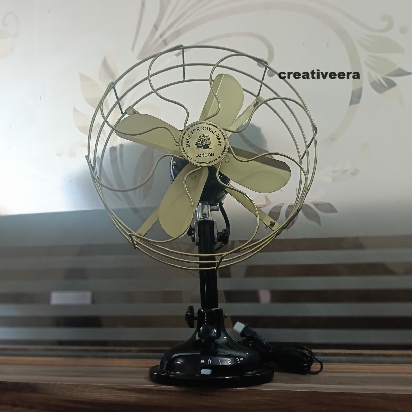 1920s Antique GE General Electric Type AOR Brass Blade Collectible Tabletop Fan 4