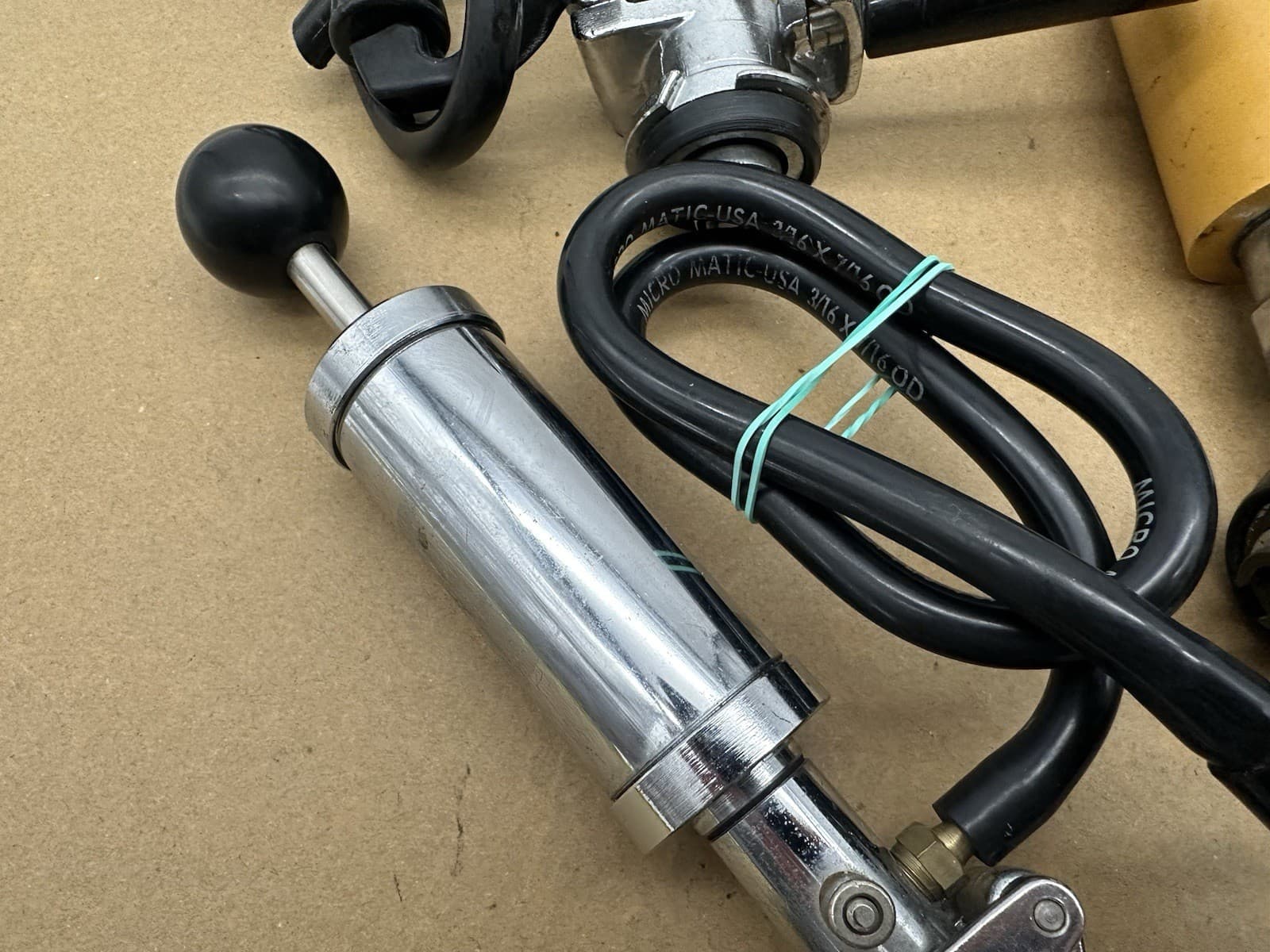 Lot 3 Pcs Bronco Beer Tap Hand Pump Keg Party  Grundy Micro Matic Untested 5